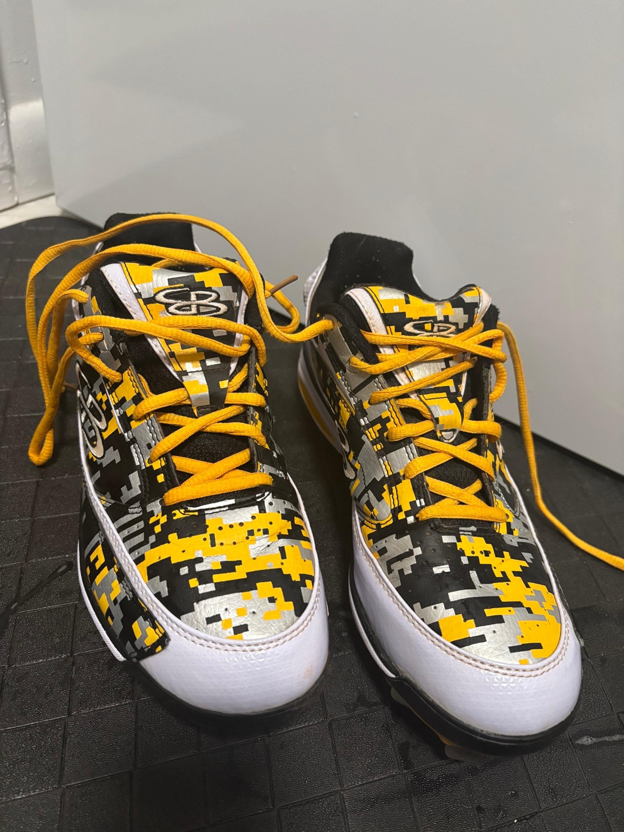 Mens boombah digital camo yellow and black mens baseball cleats