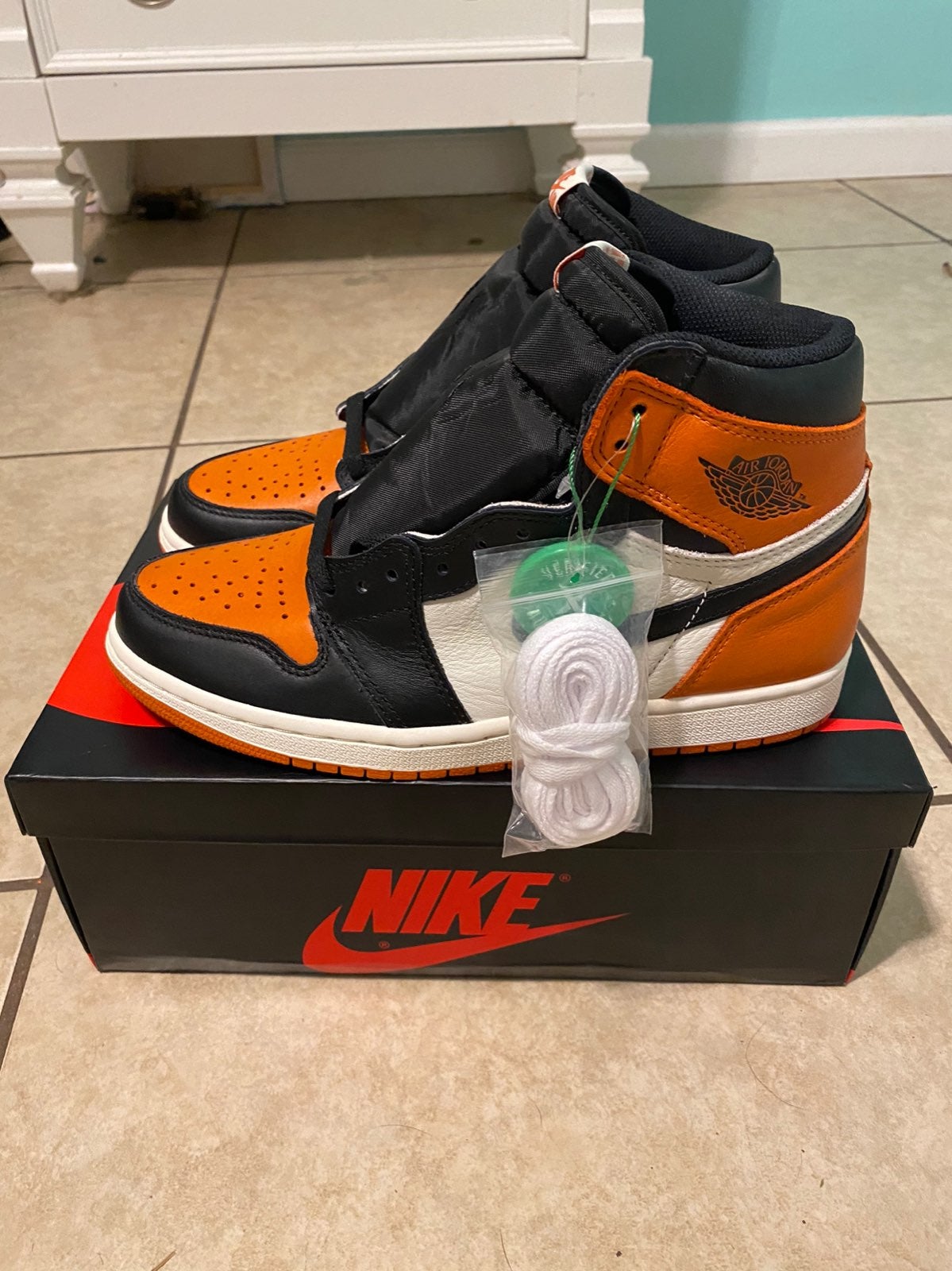 Jordan 1 SBB