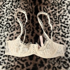 My VS WHITE SHEER 32b bra