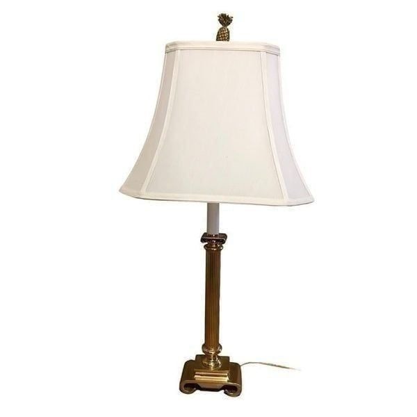 Vintage Solid Bras Elegant Table Lamp with Pineapple Finial