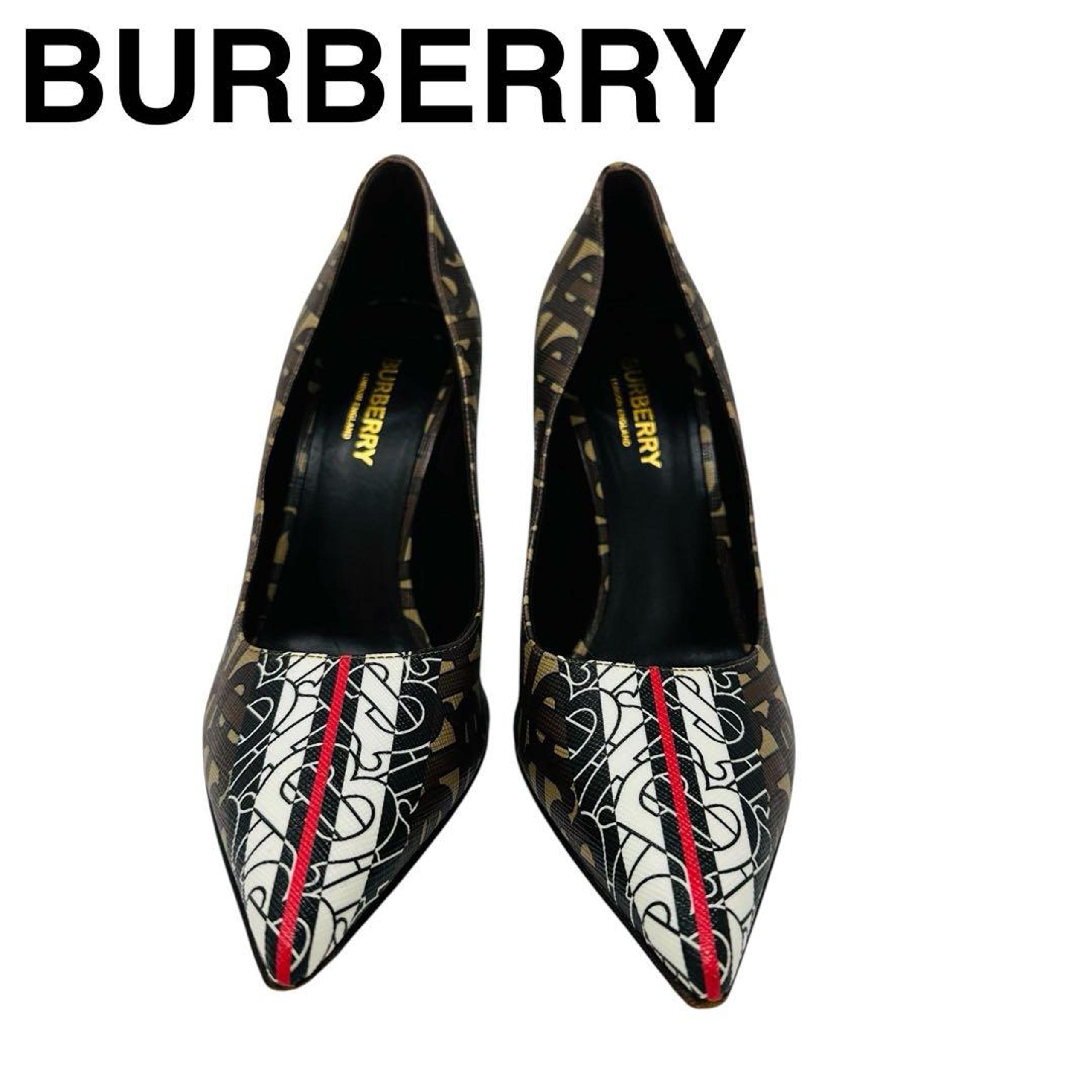 Burberry TB 36 Pumps