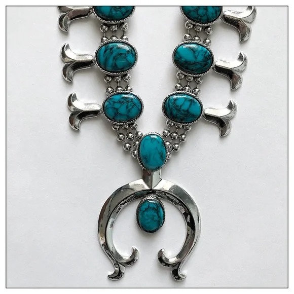 Vintage Silver Tone Goldette Squash Blossom Necklace