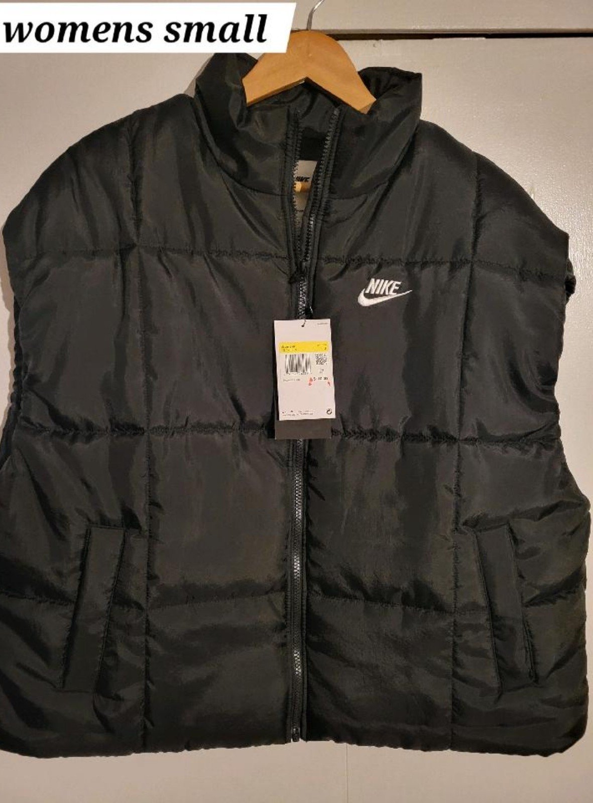 Nike puffer vest