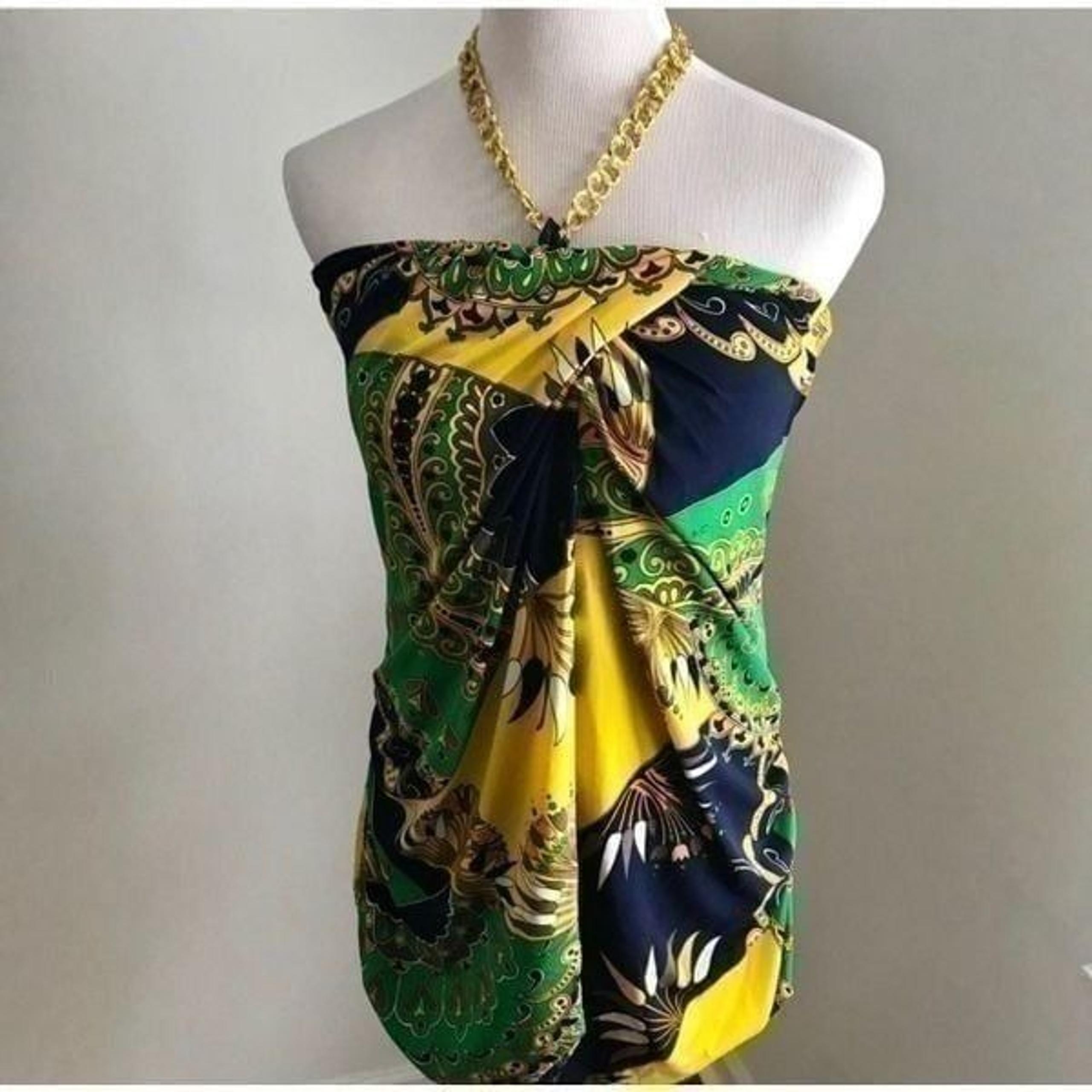 Kaleyn Max Halter Gold Chain Detail Sz S