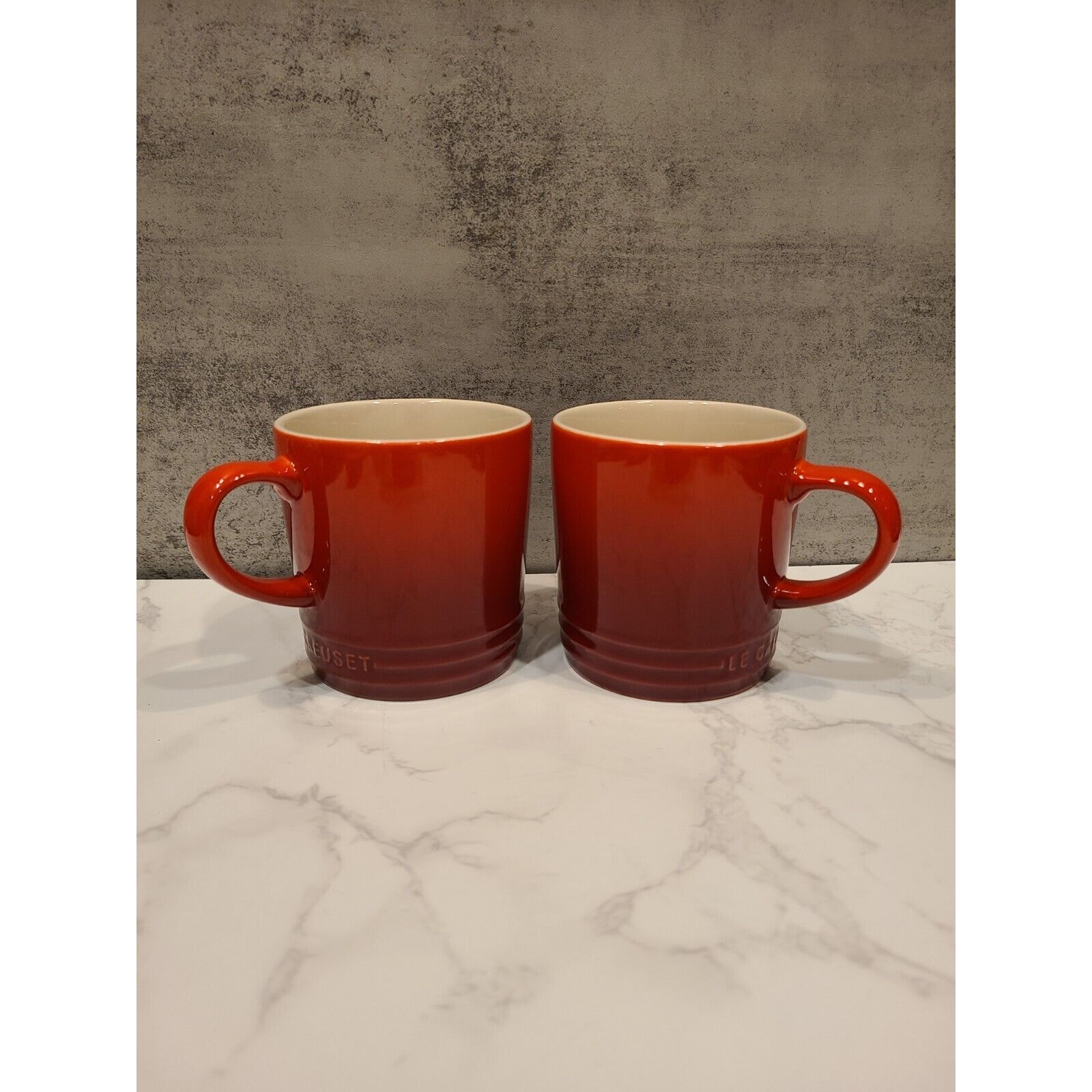 Le Creuset Stoneware Coffee Mugs 350ml Shiny Cerise Red Ombre Tea, Set of 2 NWT