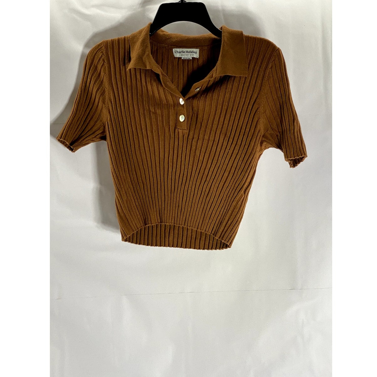 CHARLIE HOLIDAY. Women’s Dark Brown Ribbed Short Sleeve Polo Crop Top SZ 4
