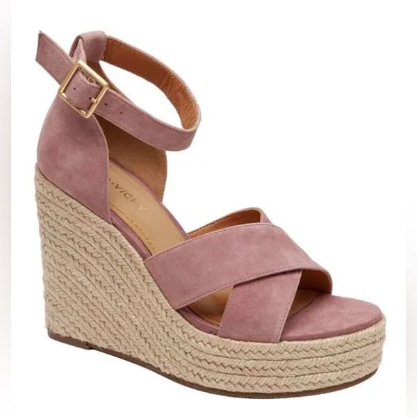 NIB Lisa Vicky Gemi V Dusty Pink Kid Suede 4” Wedge Espadrille Heel Sandal 8.5