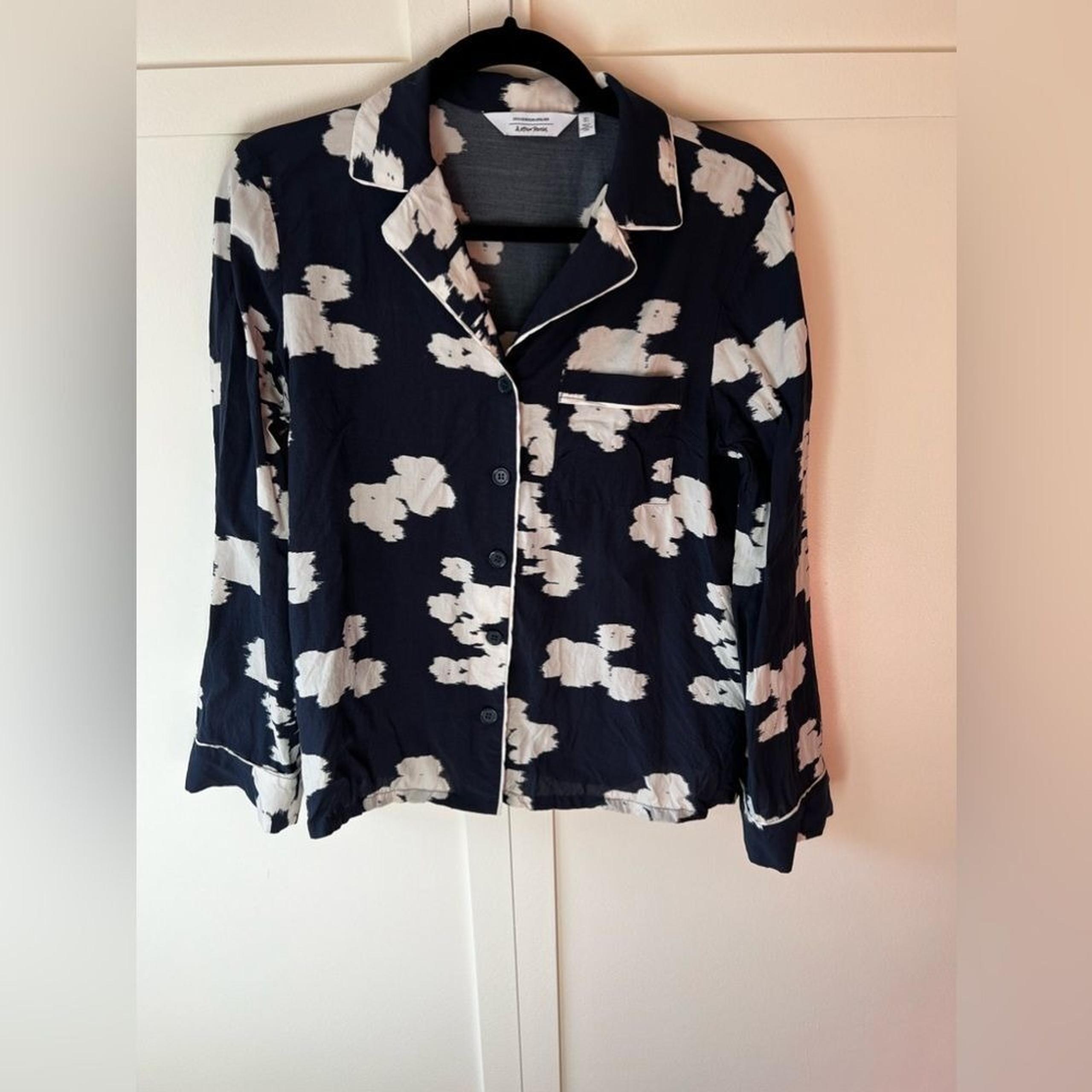 & Other Stories Women's Pajama Style Button Down Shirt Size 4
