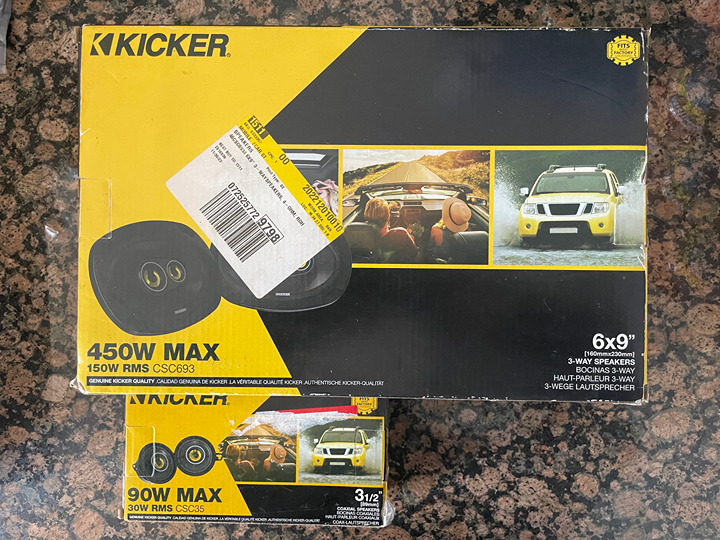 KICKER 46CSC6934 150W 6x9 3-Way Speakers KICKER CS Series CSC35 3.5 30w
