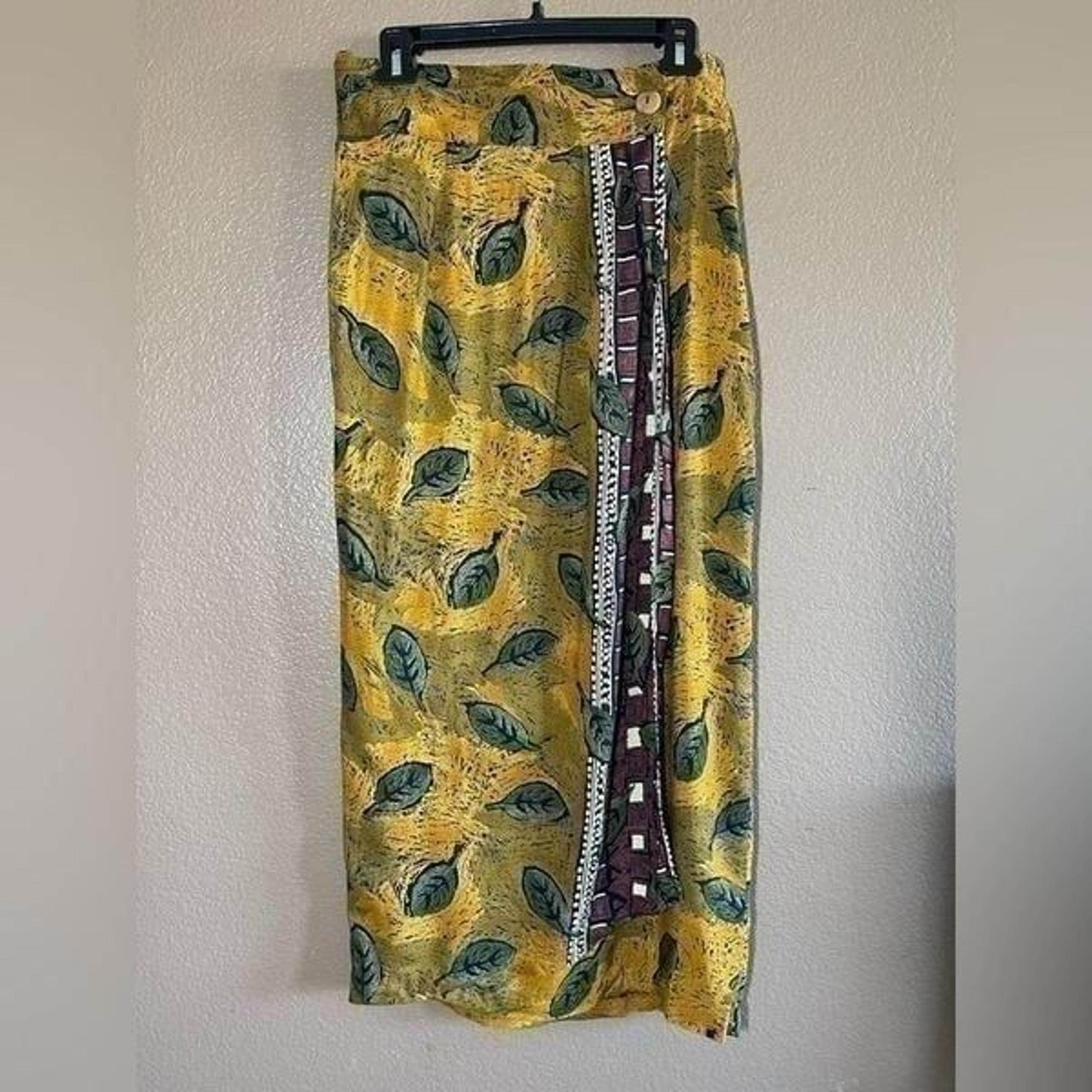 Vintage Melrose wrap skirt size M