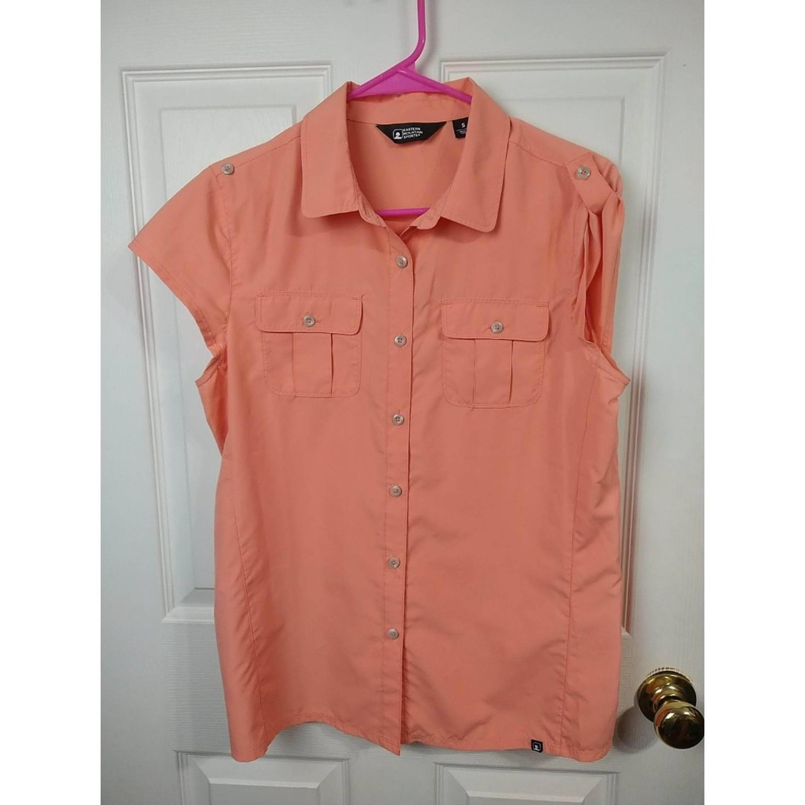 Eastern Mountain Sports Woman S Collared Shirt Cap Roll Tab Active Casual Hiking