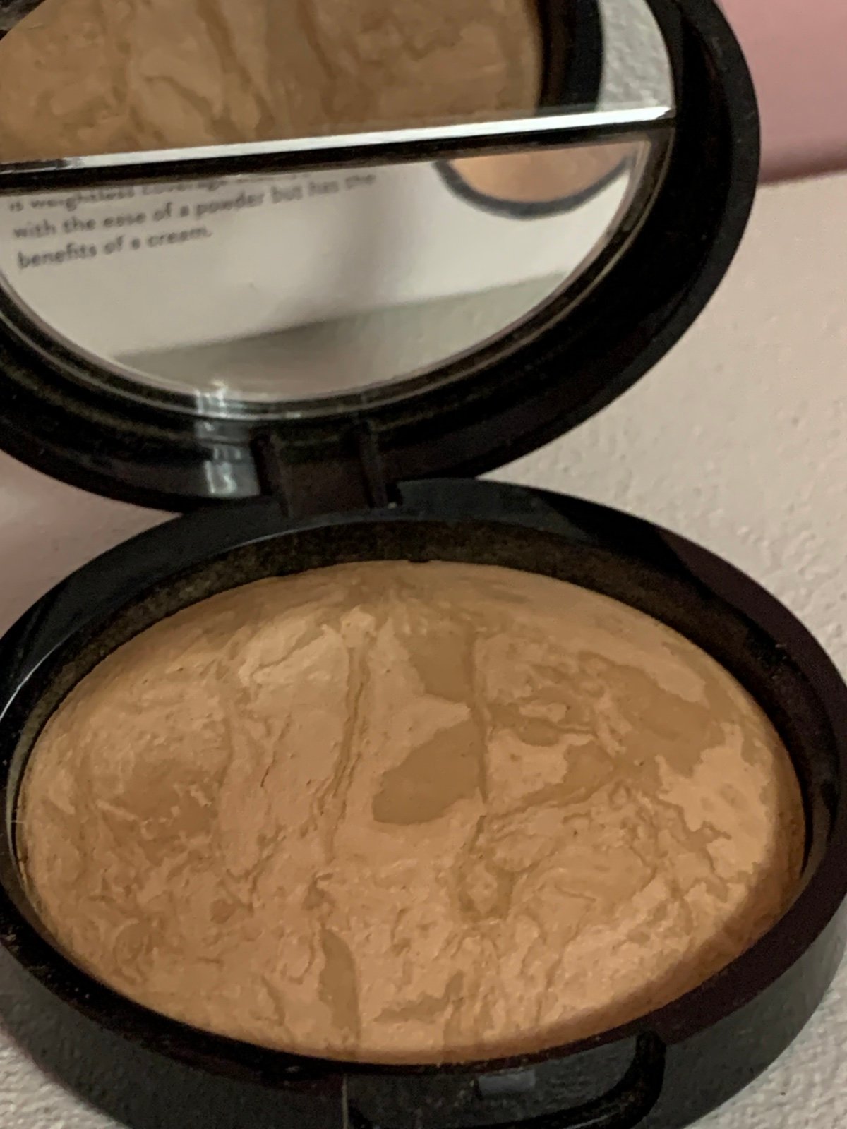 Laura Geller Baked Balance n Brighten Foundation