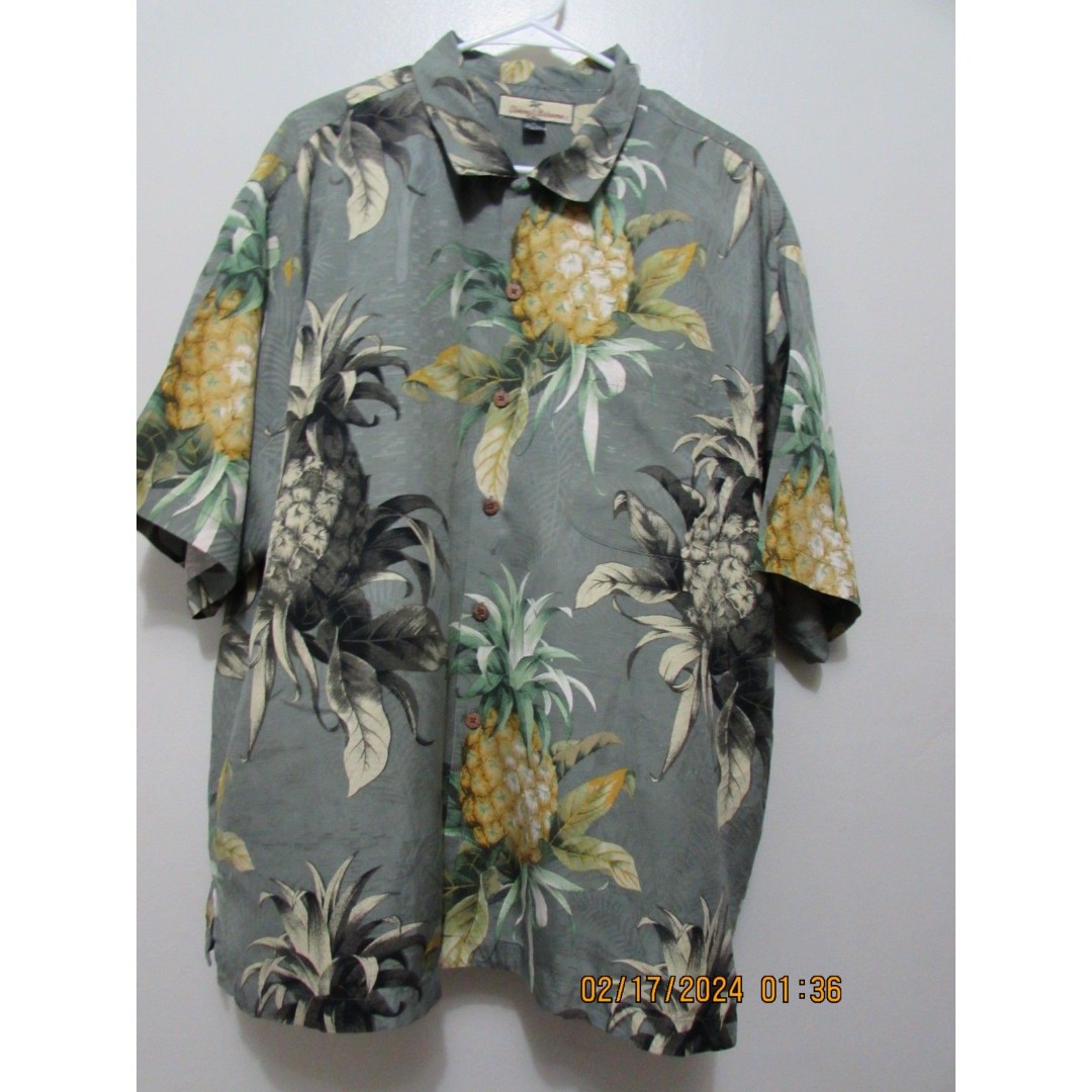 TOMMY BAHAMA MEN'S XL SILK HAWAIIAN SHIRT PINEAPPLE NOVELTY PRINT PARTY GOLF