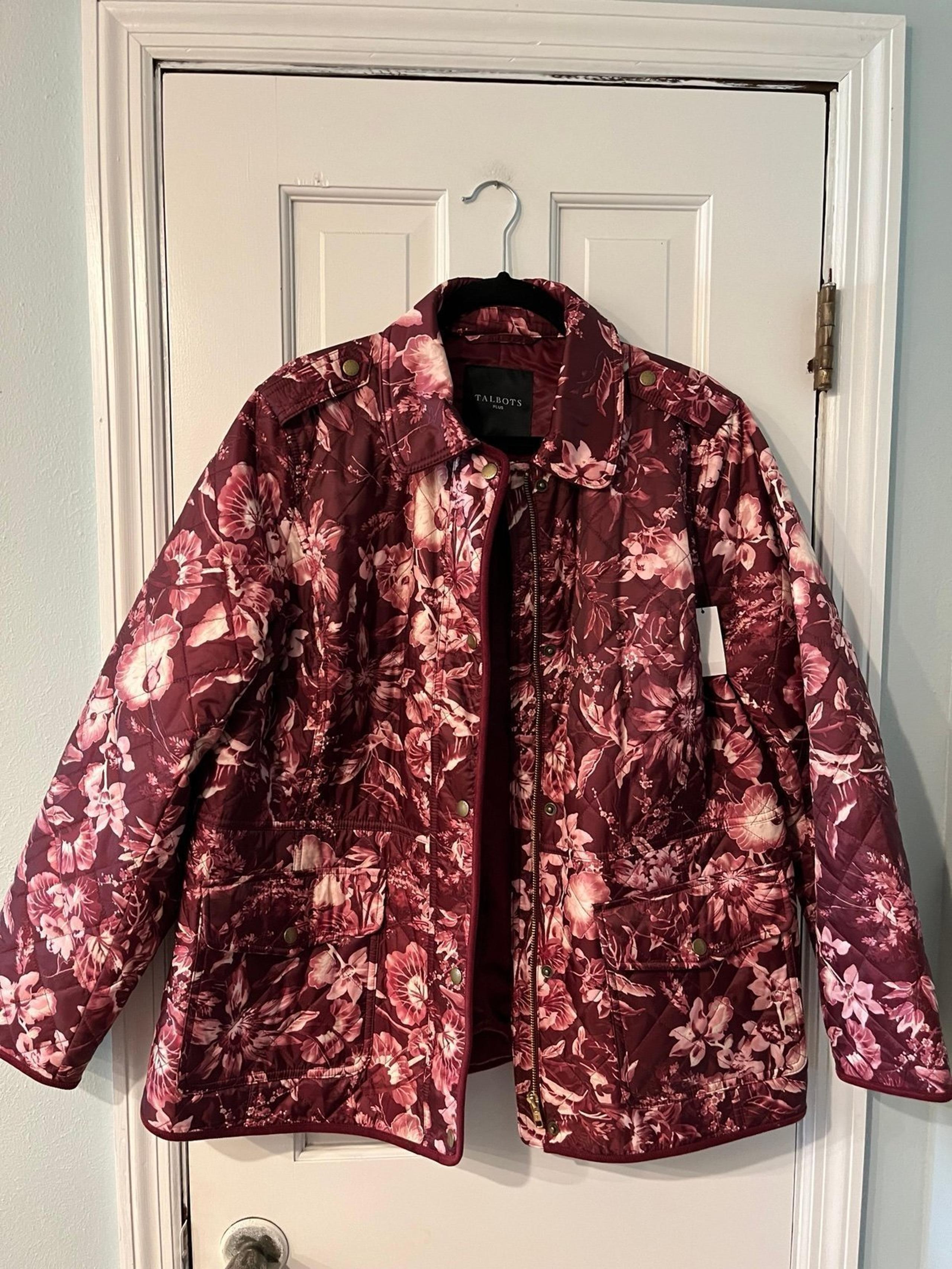 TALBOTS FLORAL QUILTED PRINT JACKET