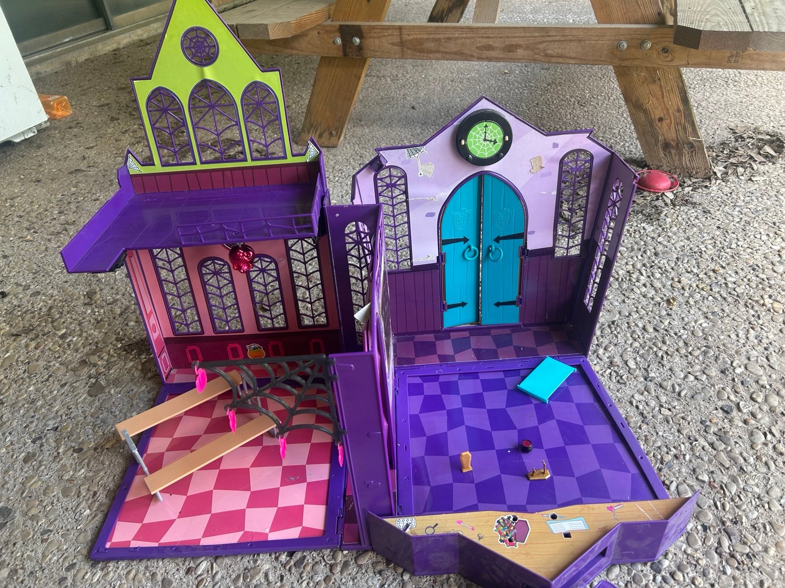 Monster high high school