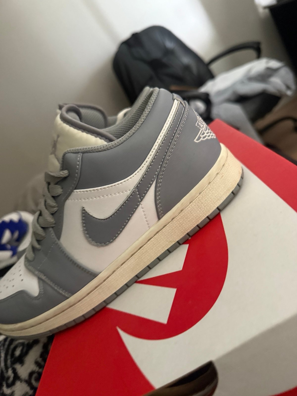 Nike Jordan low vintage grey