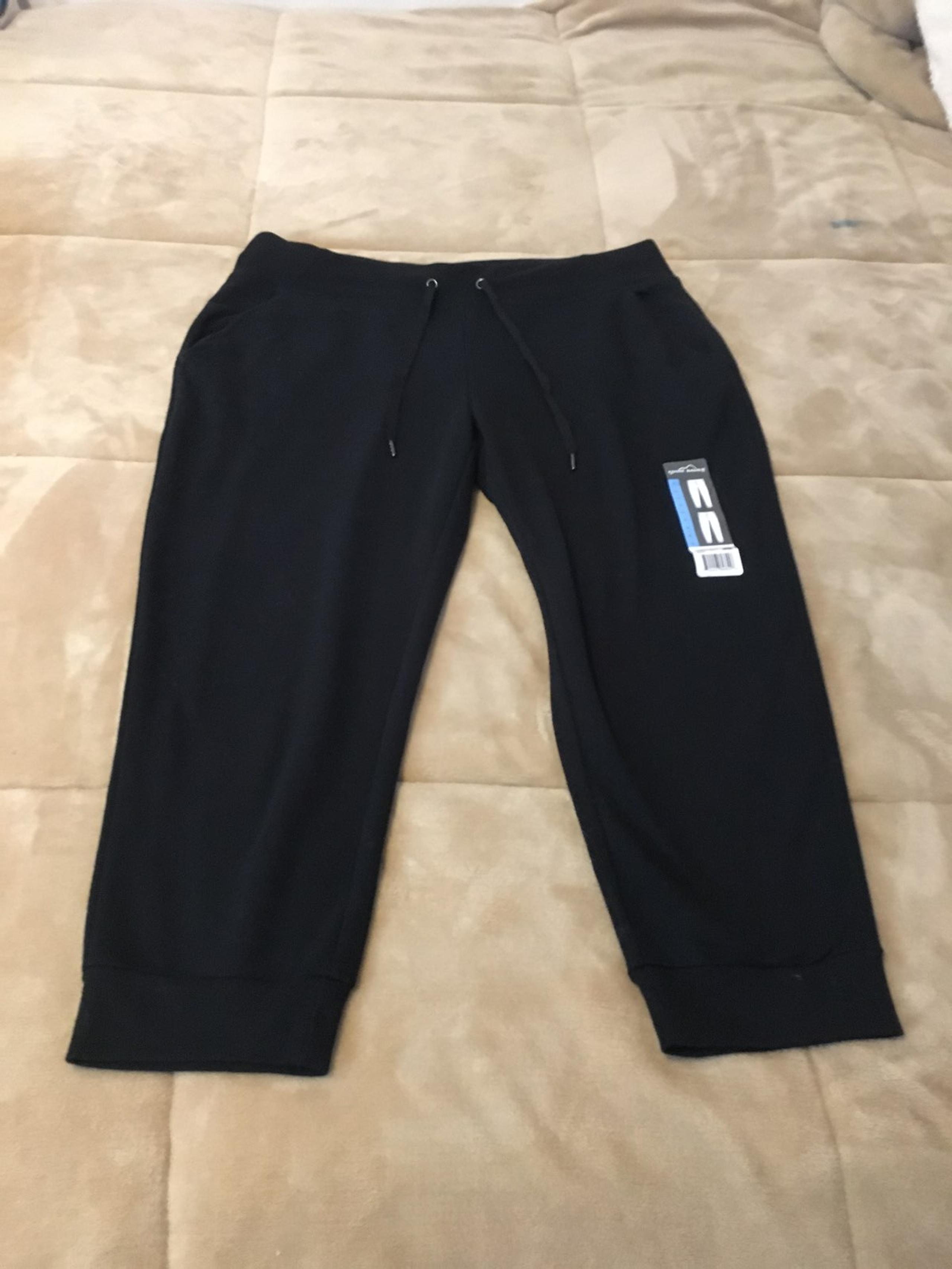 New Women’s Large Black Sweatpants