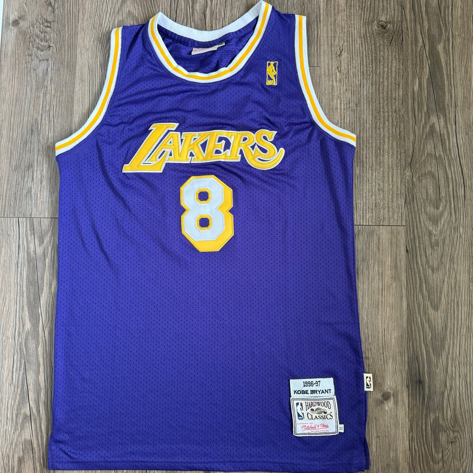 Mitchell & Ness LAKERS NBA AUTHENTIC 1996 KOBE 8 JERSEY XL