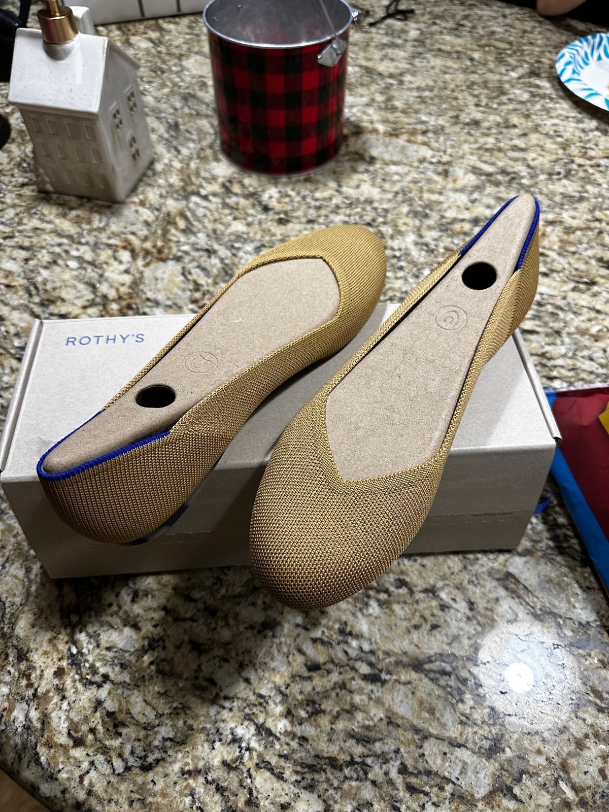 BRAND NEW Rothy Sz 11