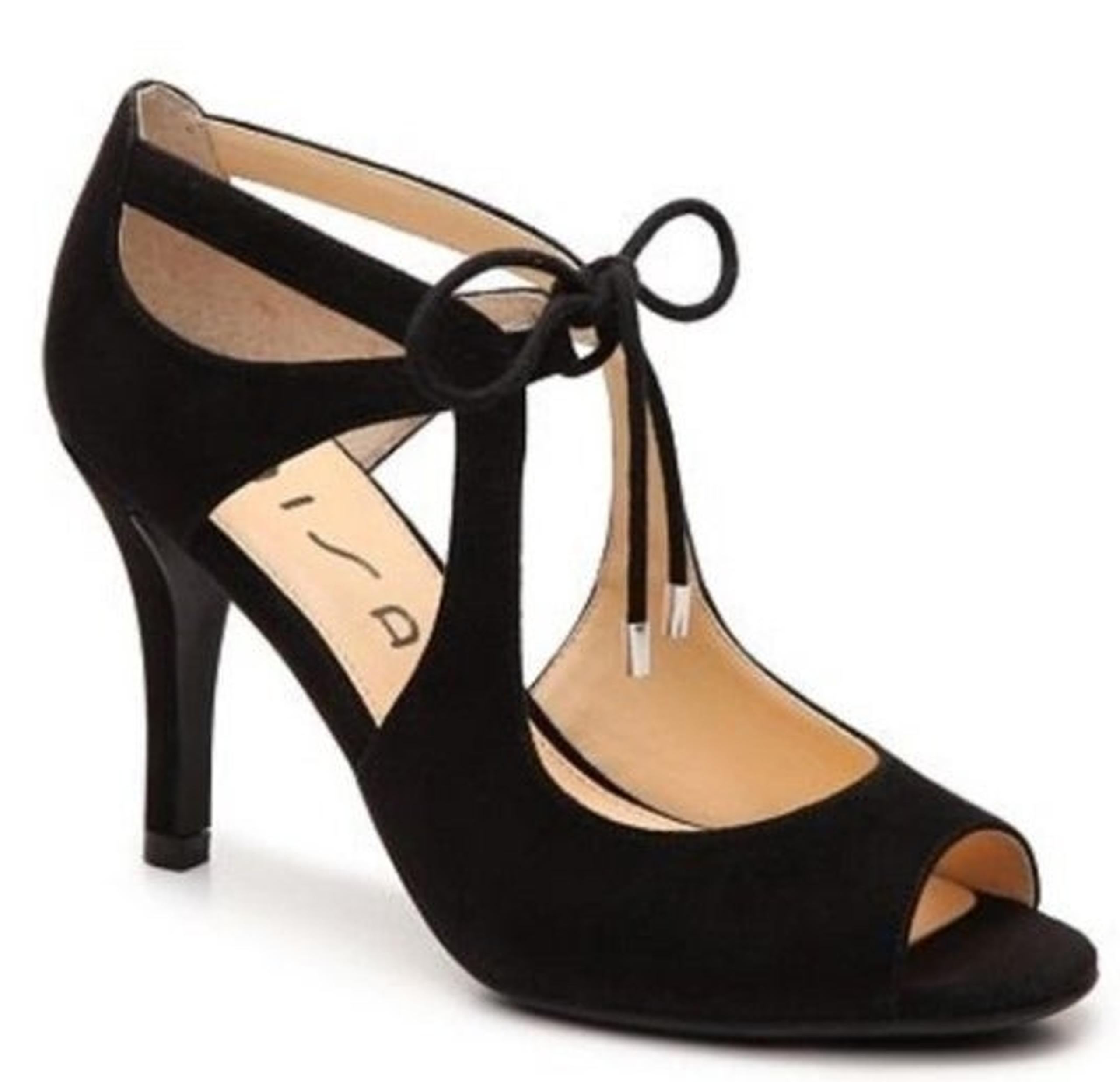 Unisa UNJOICCO Black Suede Lace Up Peep Toe Sandal ~ Size 8
