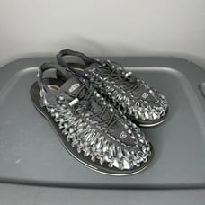 Keen Uneek Sandals Shoes (Men’s Size 10)