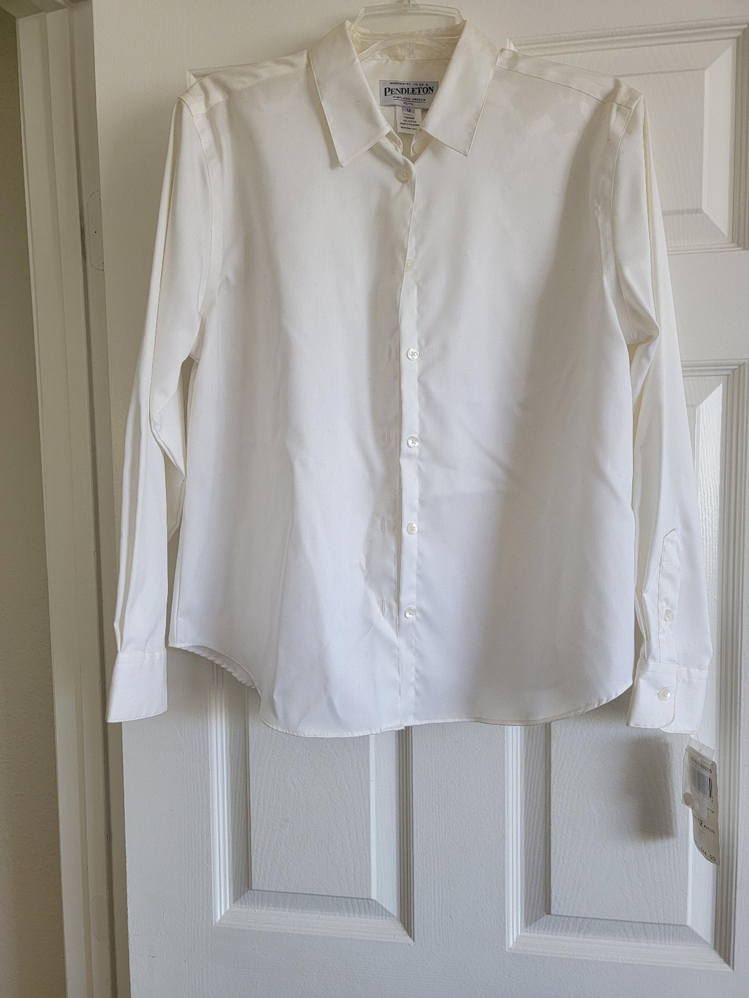 Pendleton size petite  12 women's white button front shirt. NWT