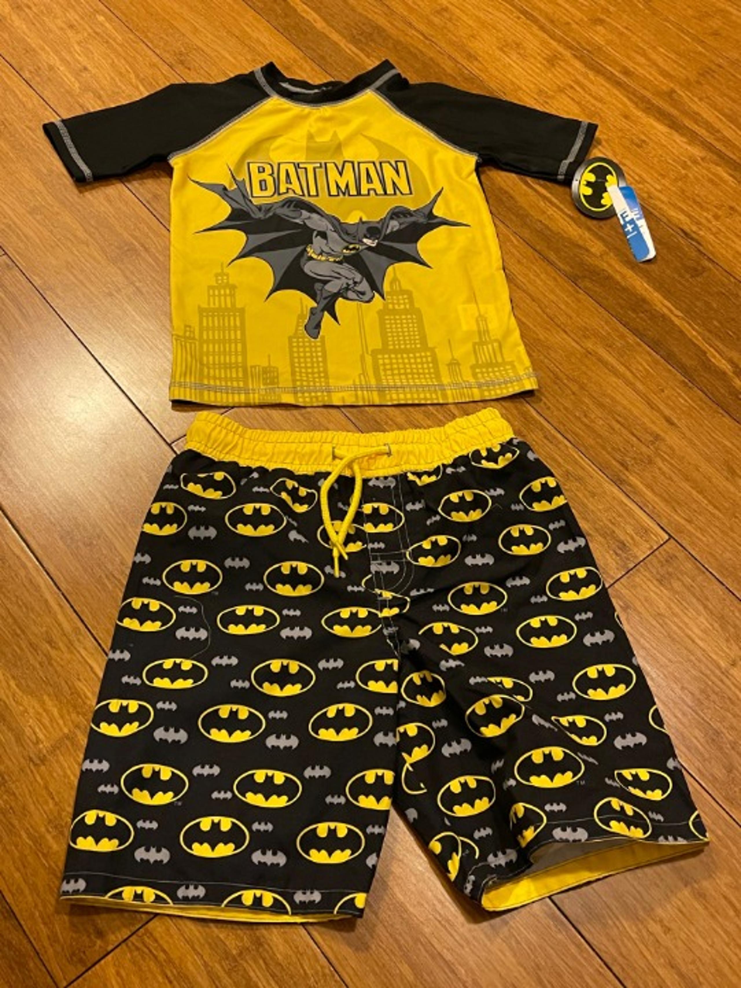 Batman Swimwear Boy's Size 5/6 new