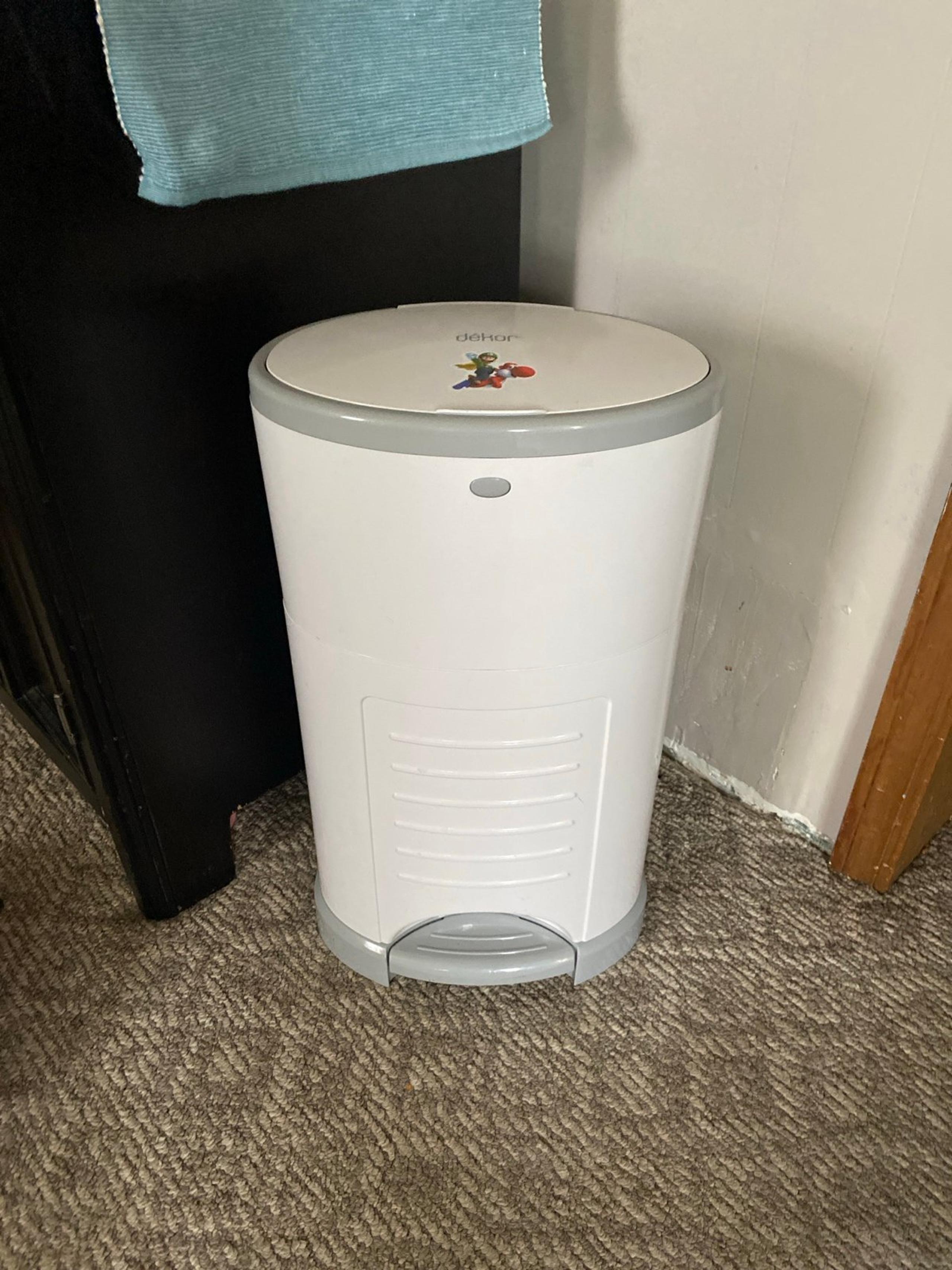 Dekor Diaper Pail + Liners