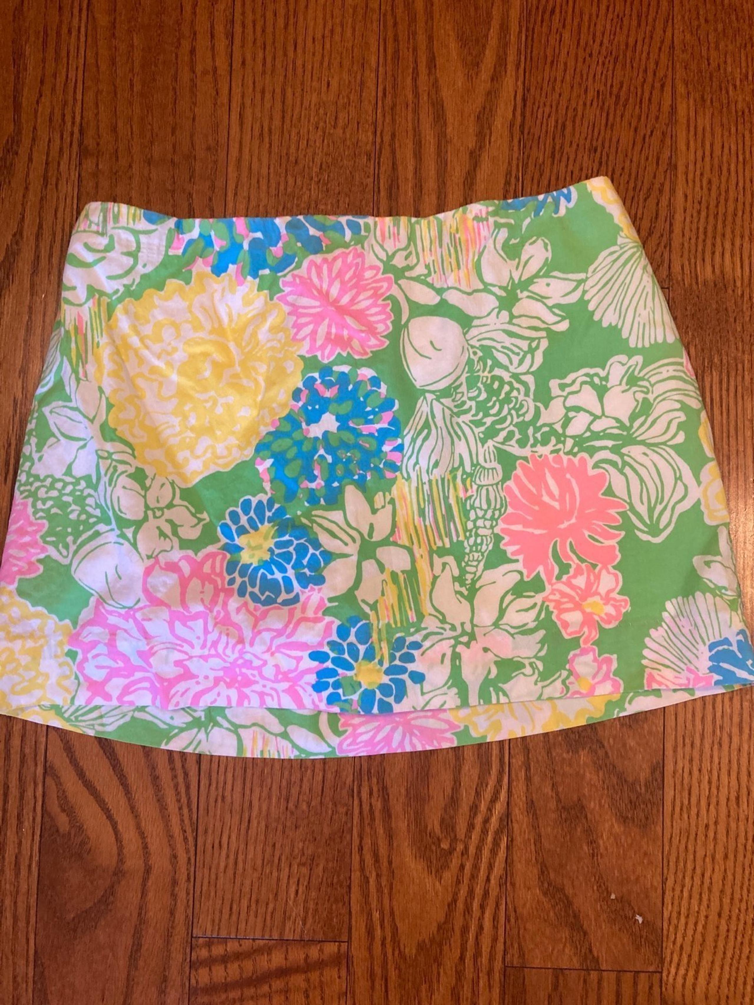 Lilly Pulitzer mini skirt