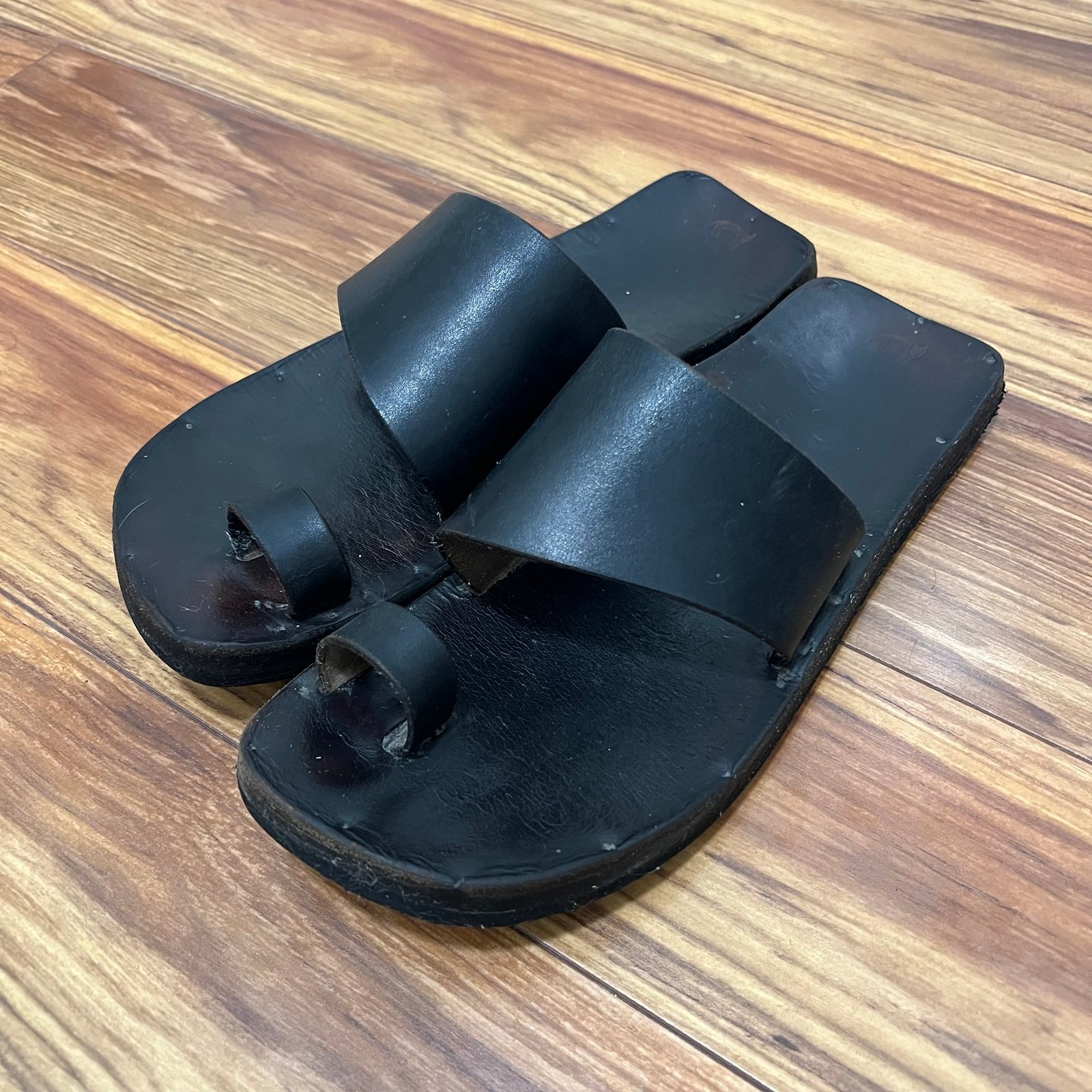 Men's Alice Sandal (Round) with White Hair and Birkenstock