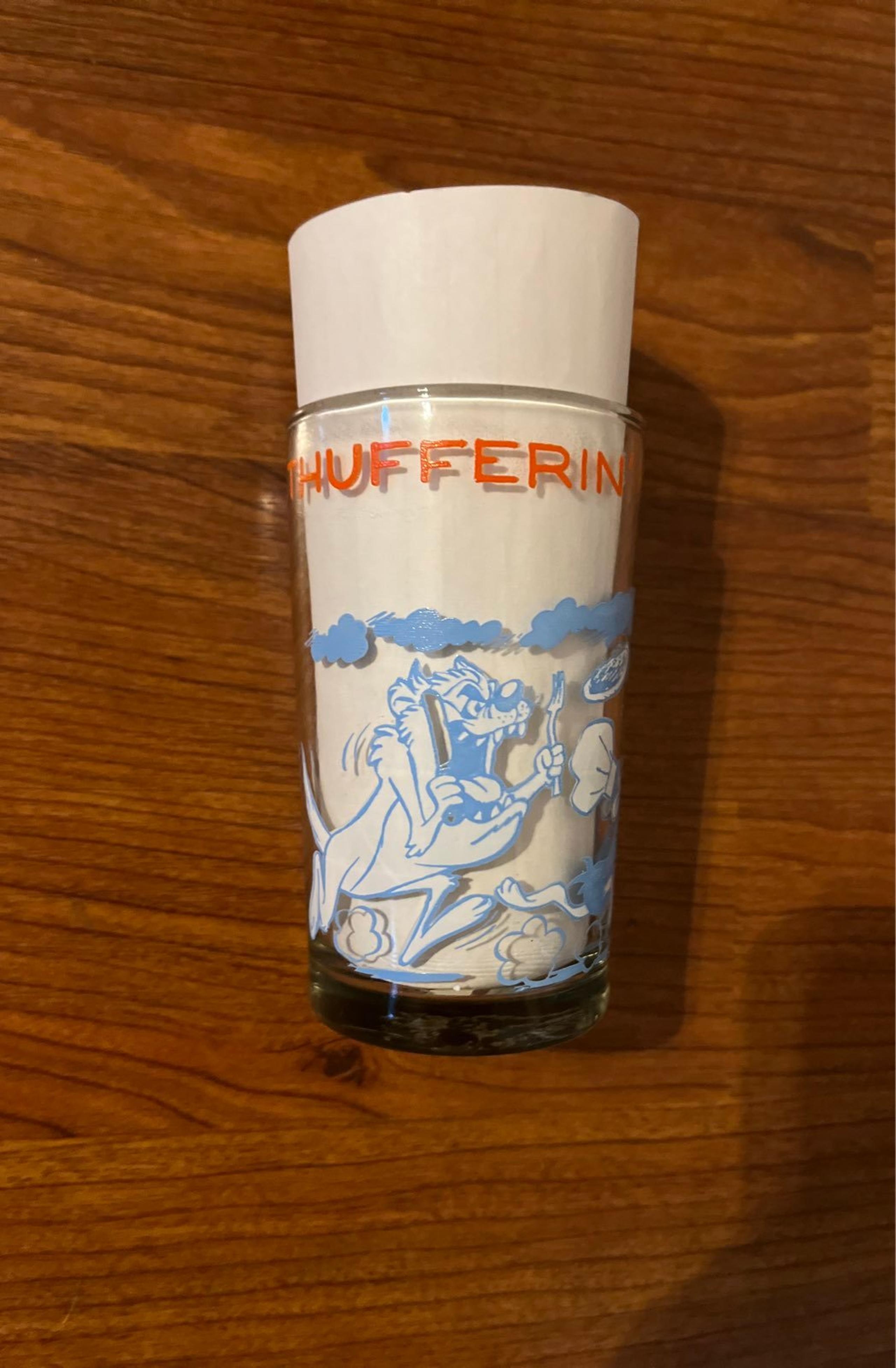 Vintage 1974 Warner Bros Looney Tunes collector series glass