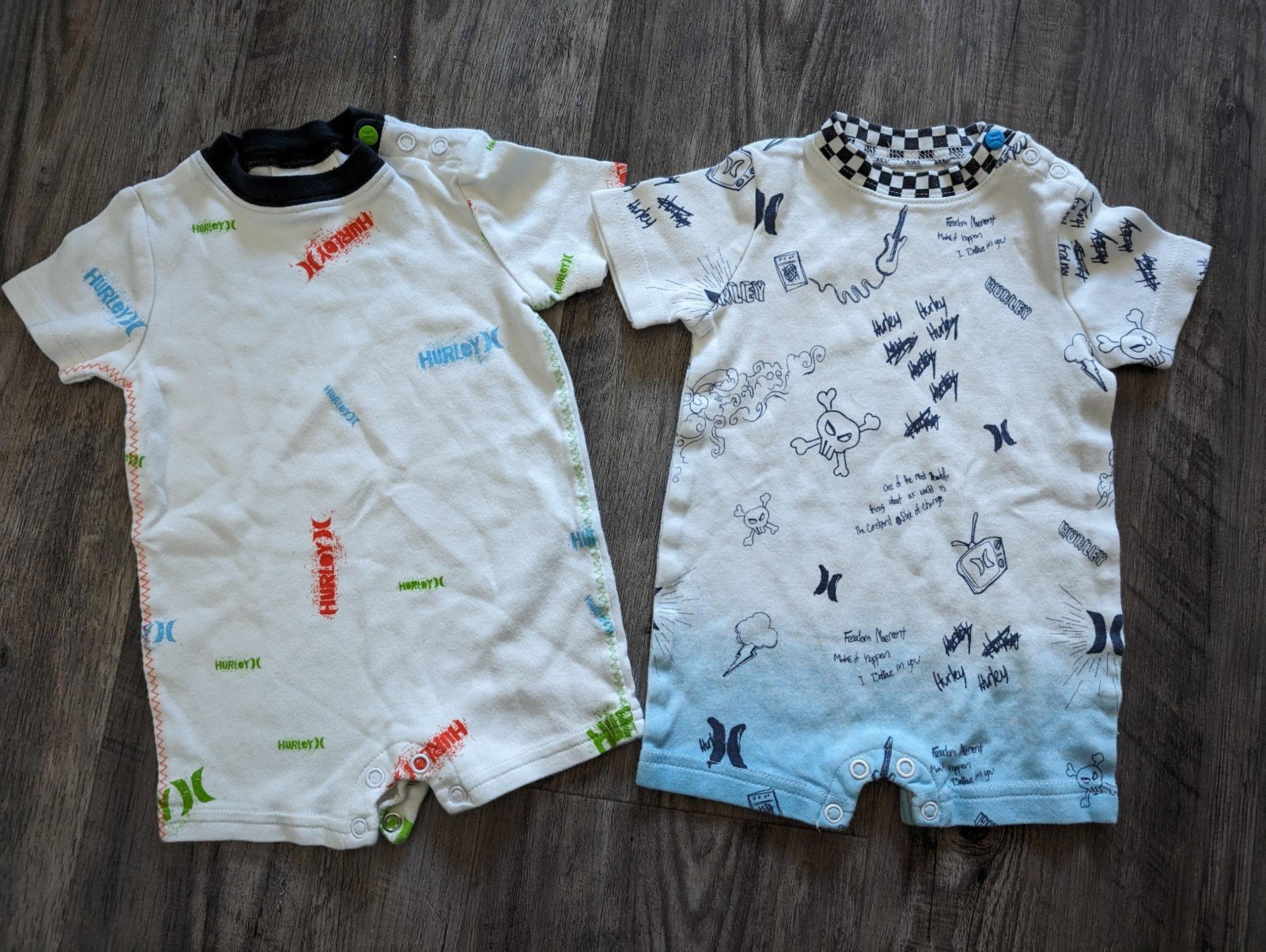 HURLEY - set of baby rompers