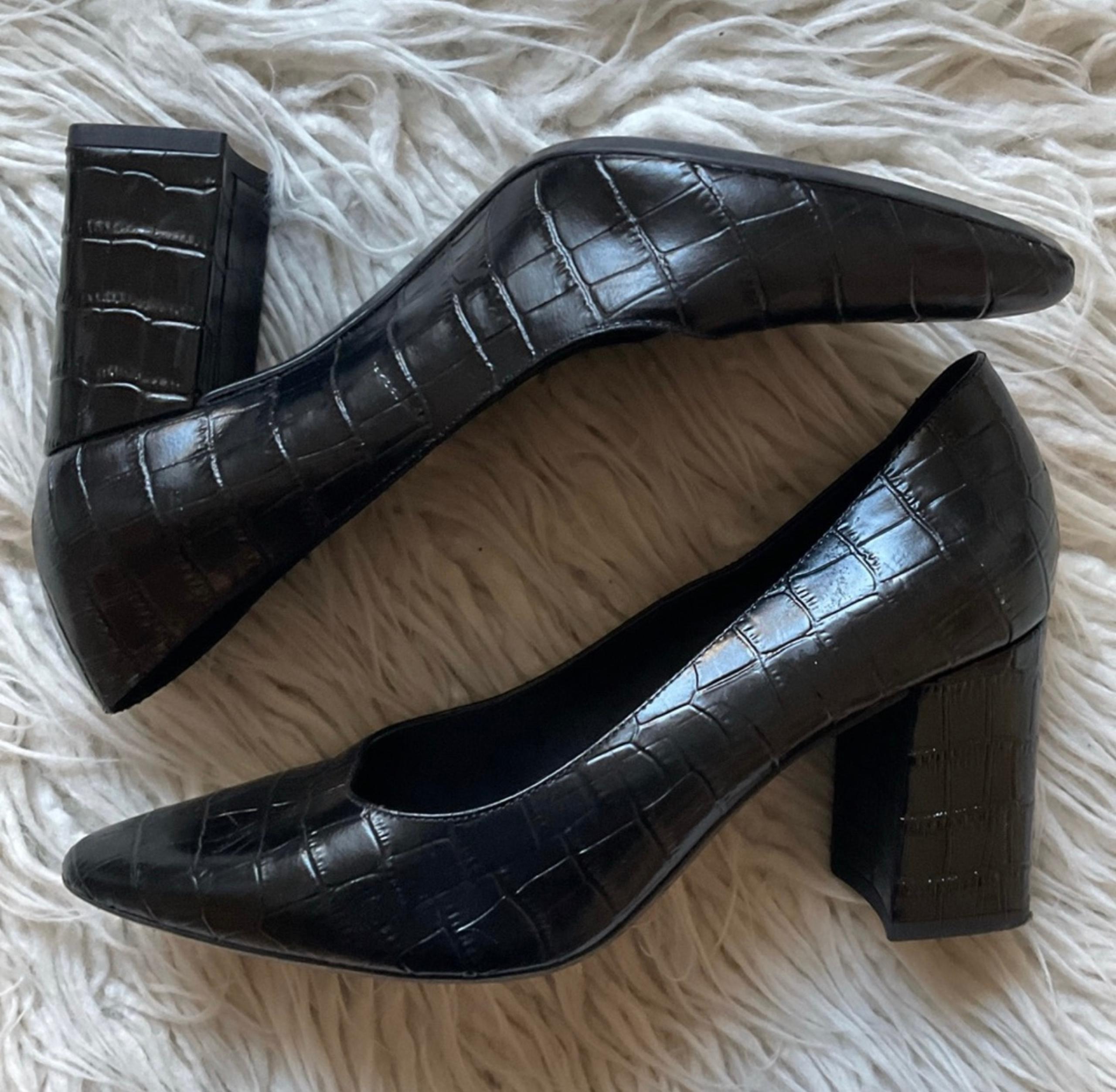 Aquatalia Peony Black Leather Croc Embossed Pointed Toe High Heel Pump EUC Sz 9