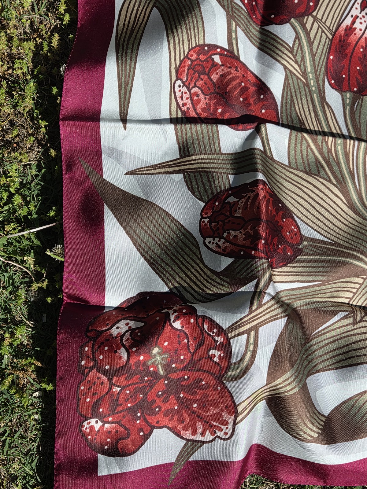 New Brooks Brothers silk scarf Italy tulips