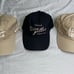 Monat Caps