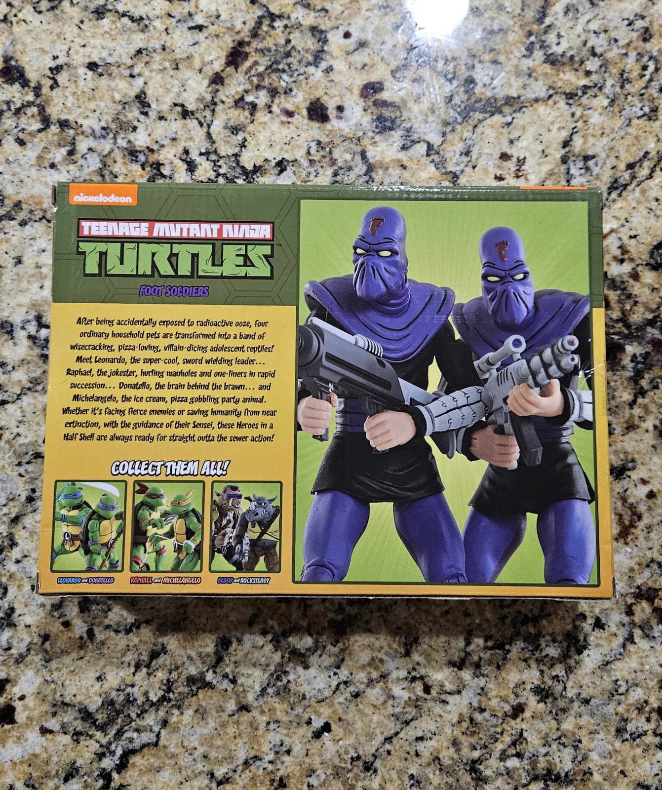 NECA Teenage Mutant Ninja Turtles Cartoon Foot Soldier 2-Pack - detail