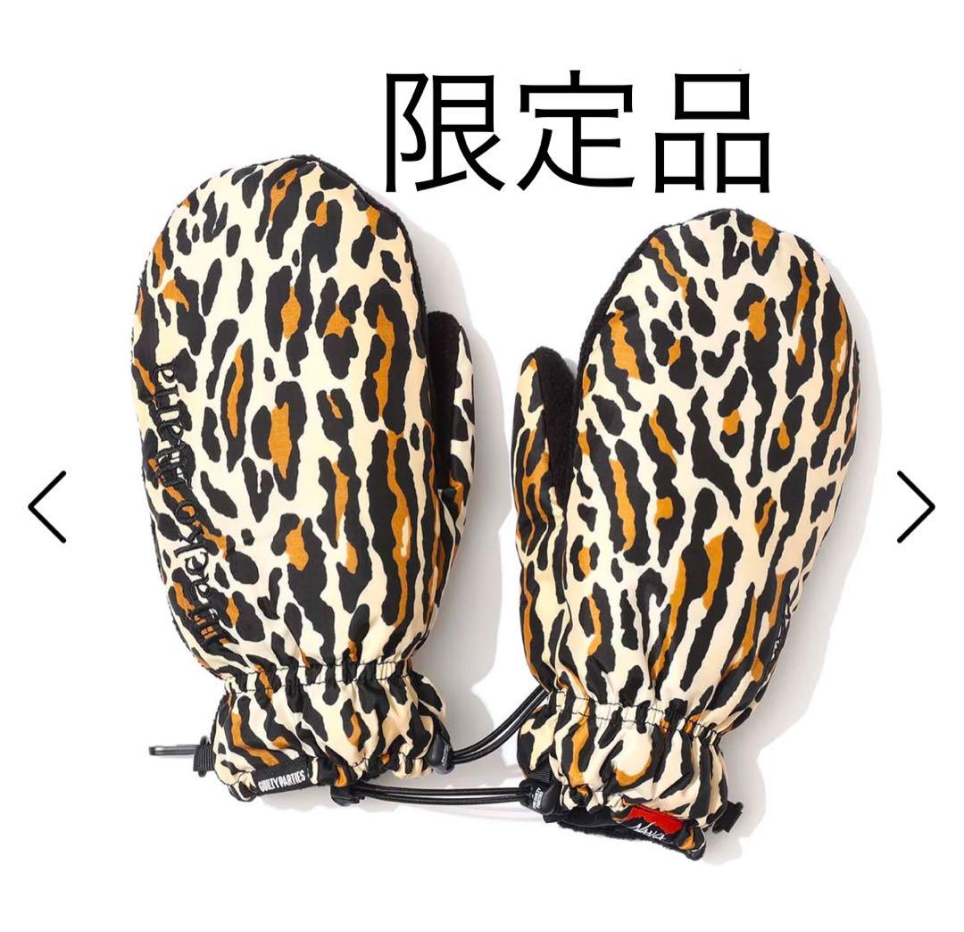 Wacko Maria Nanga Leopard Print Down Gloves