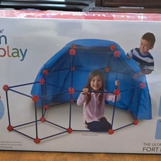 The Ultimate Fort Builder