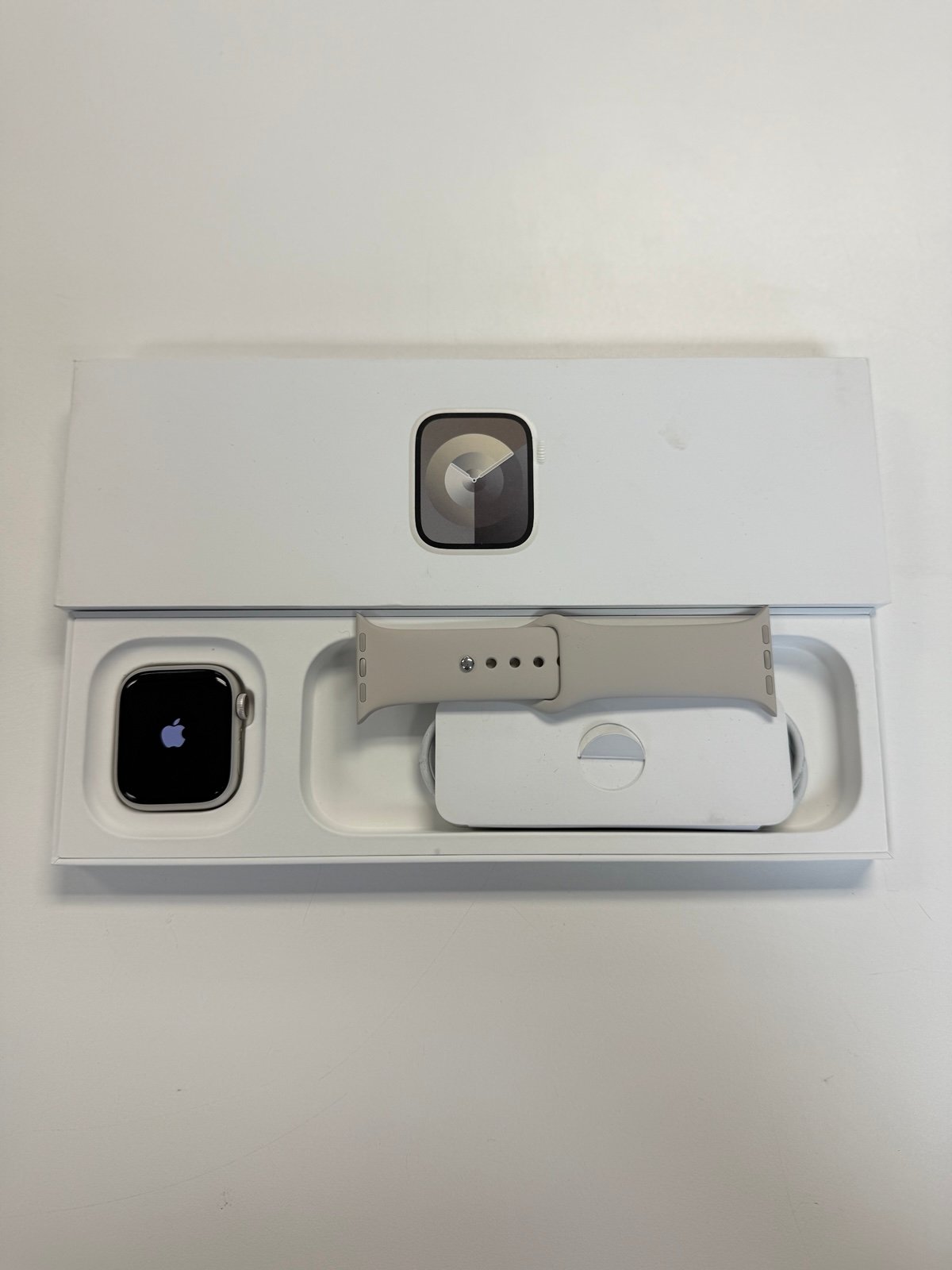 Apple Watch Series 9 41mm Starlight GPS & LTE Unlocked