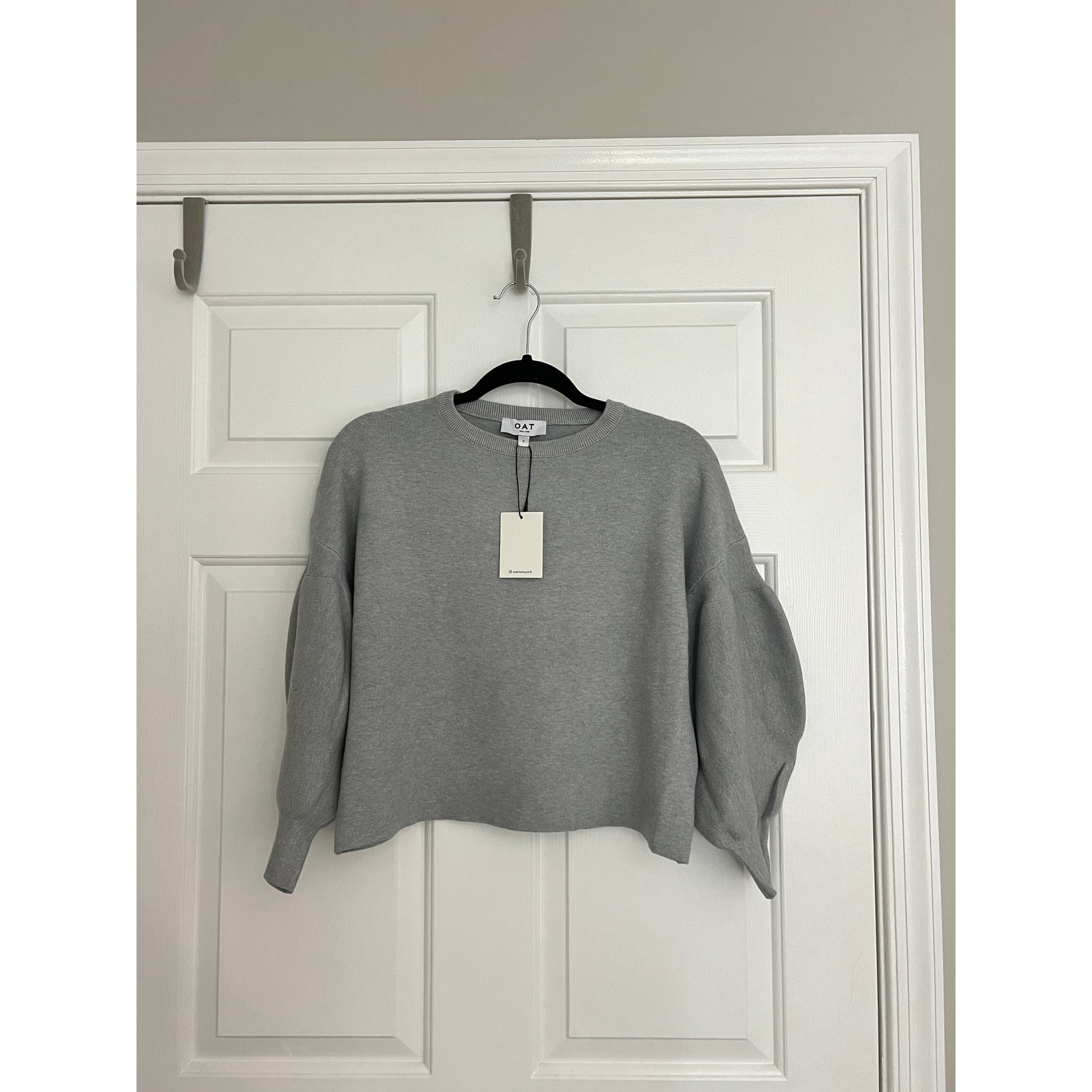 NWT OAT New York Gray/Grey Soft Balloon Sleeve Cropped Sweater
