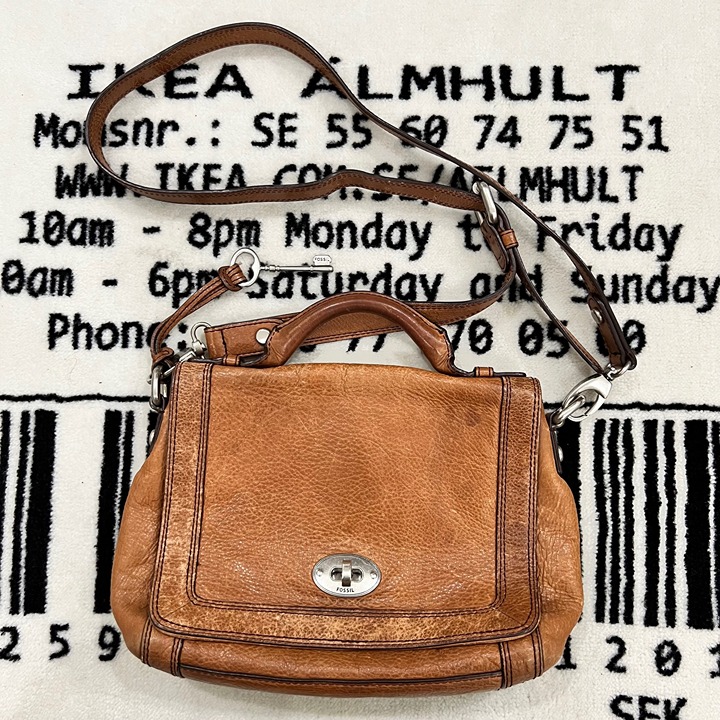 Vintage Fossil Leather Small Messenger Bag with Key Design