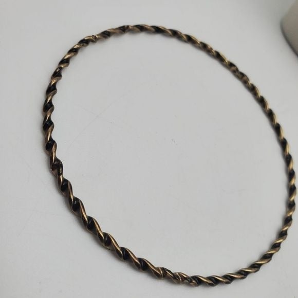 Copper wire twist bracelet B1015