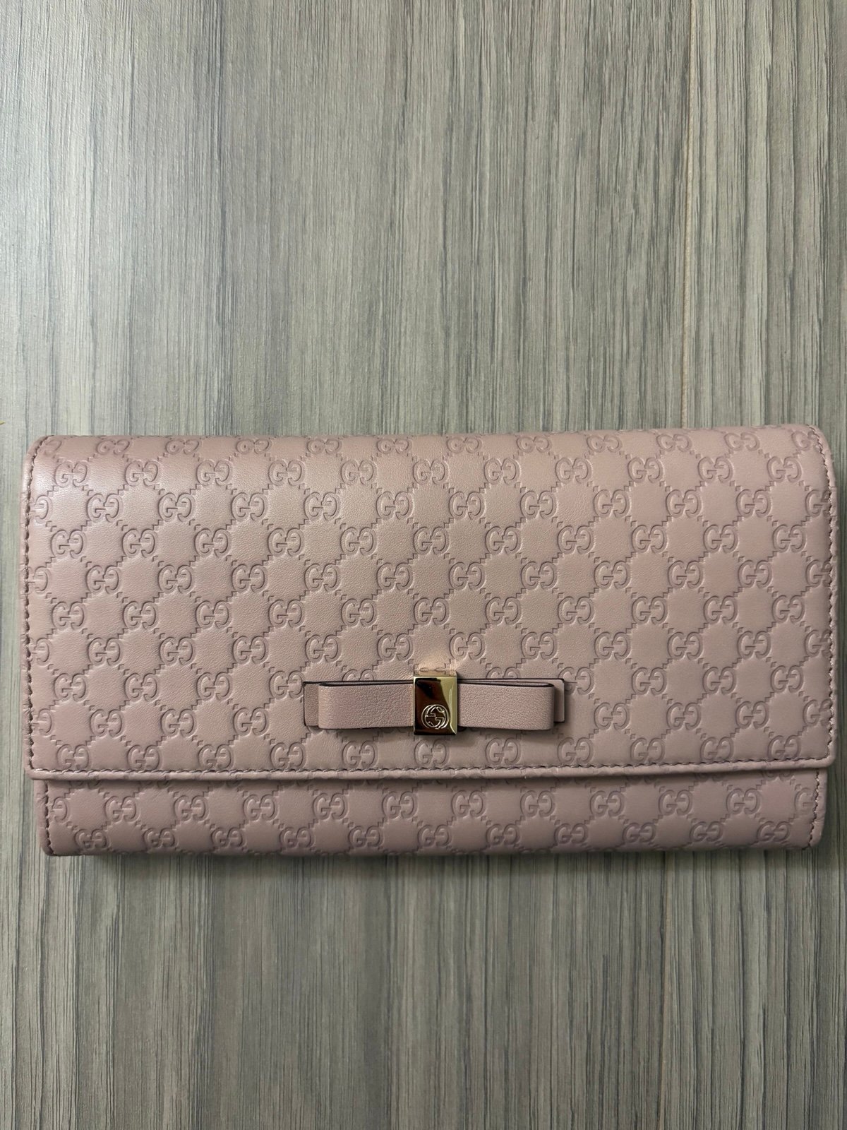 Gucci blush French wallet