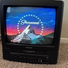 Toshiba 13” Retro Gaming CRT TV/VCR Combo