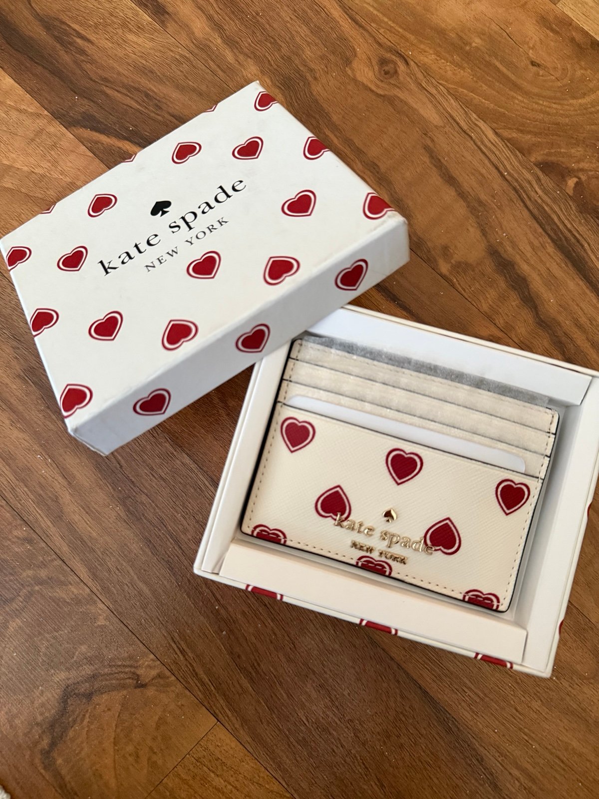 Kate Spade Madison Heartfelt Geo Print Slim Card Holder Cream with Red Hearts