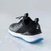 Clove sneaker size 9 nursing
