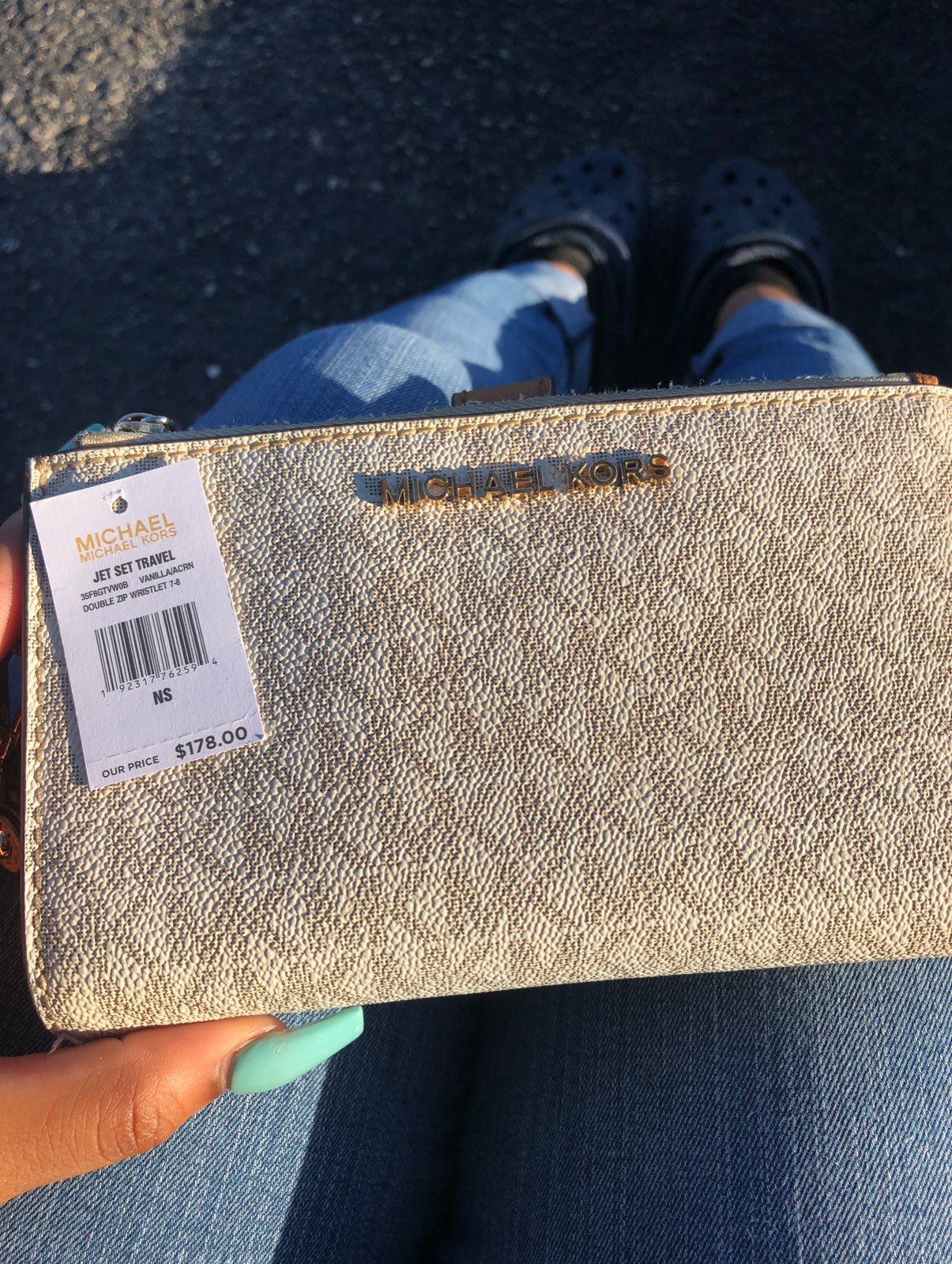 Michael Kors wristlet wallets for women