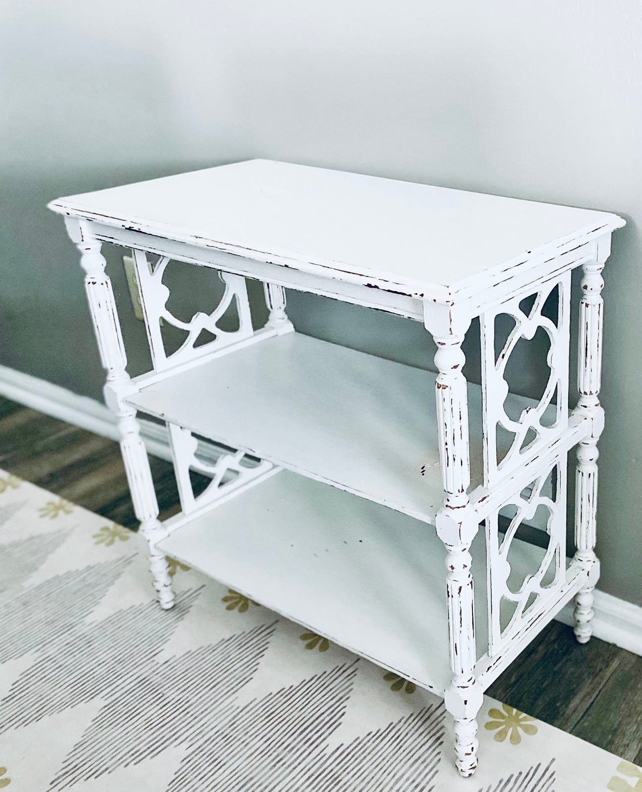 Shabby Chic 3 Tier Bookcase
