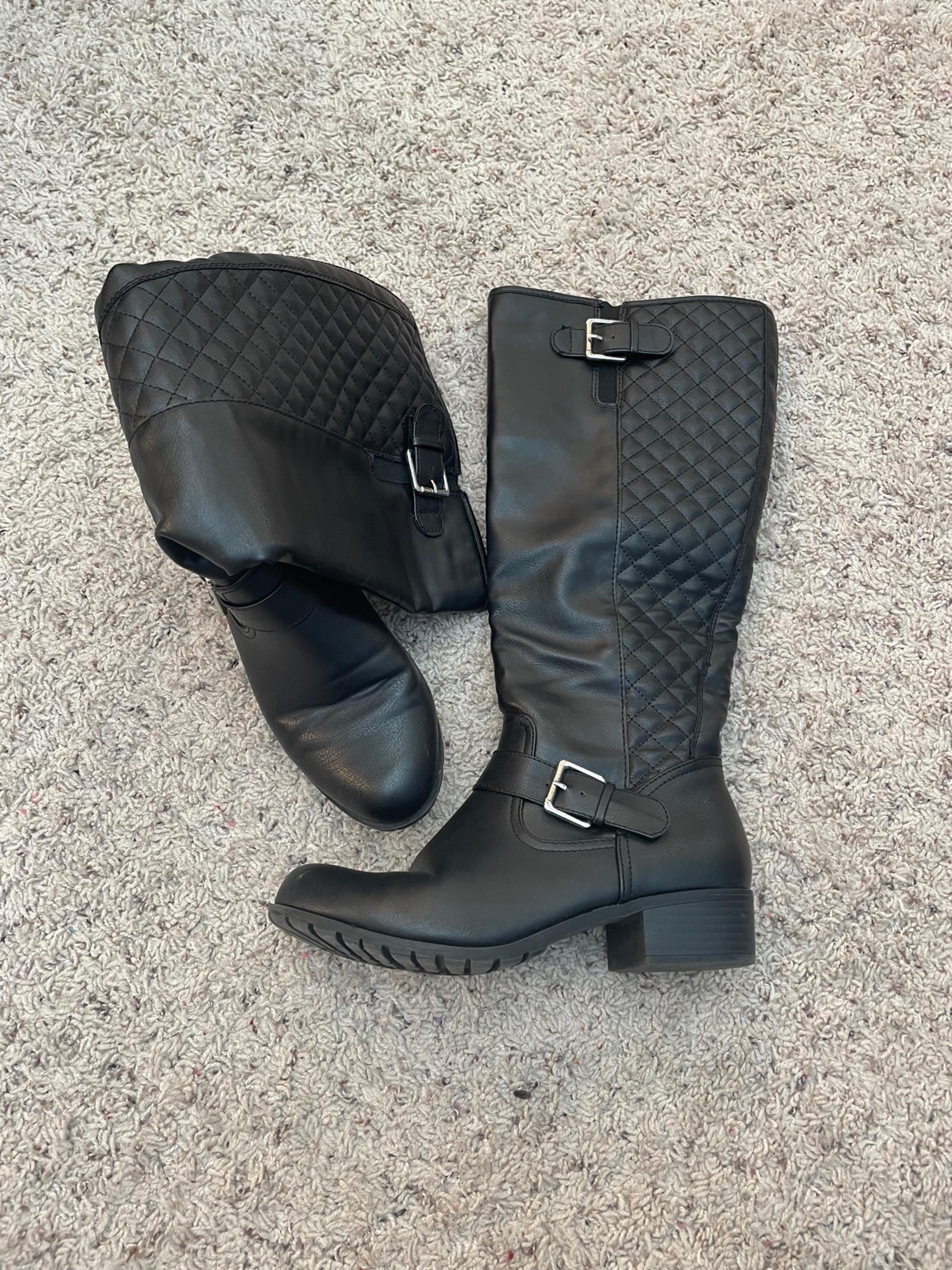 Black Boots