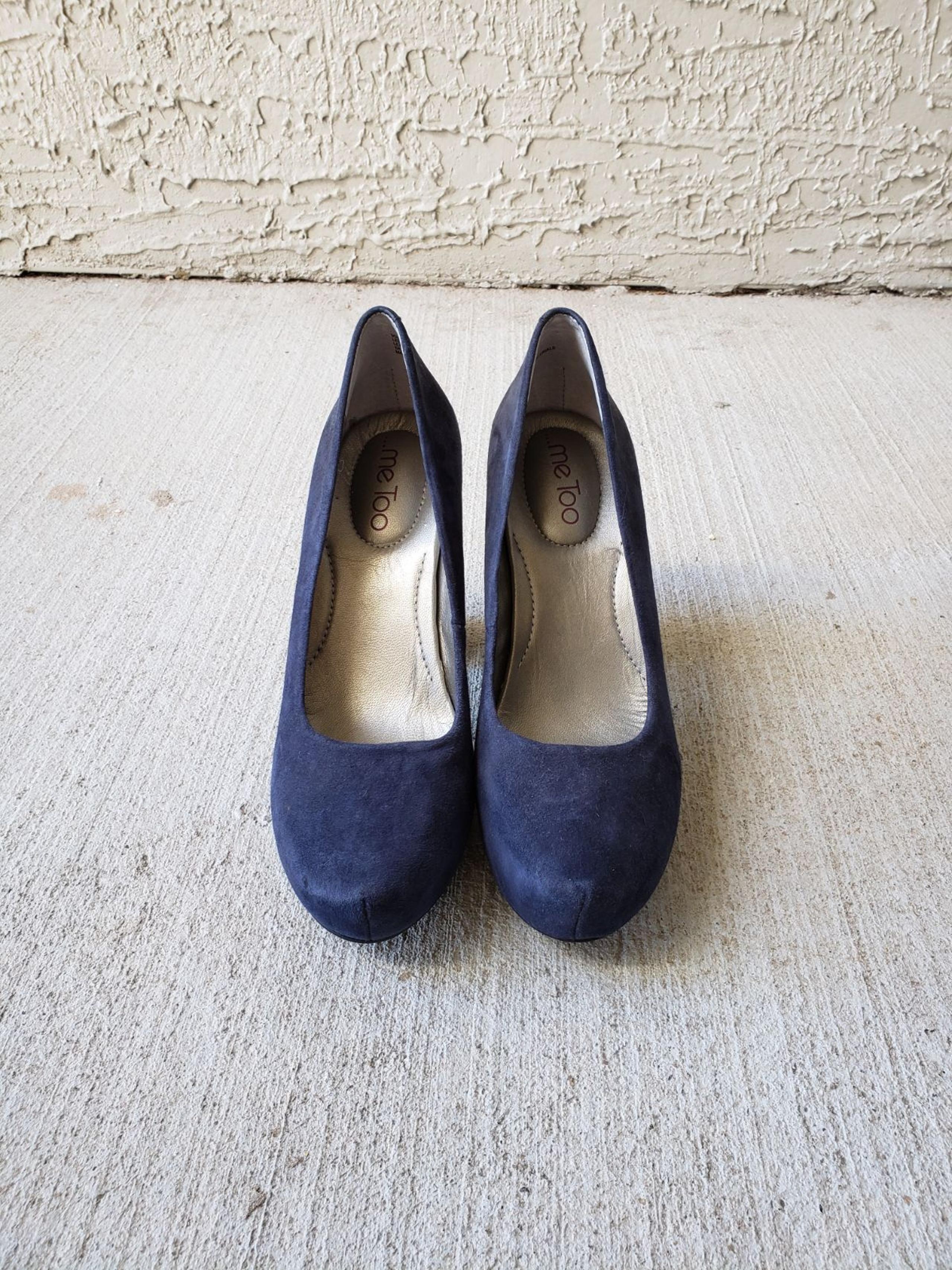 Navy Blue Me Too Suede Chunky heel pumps